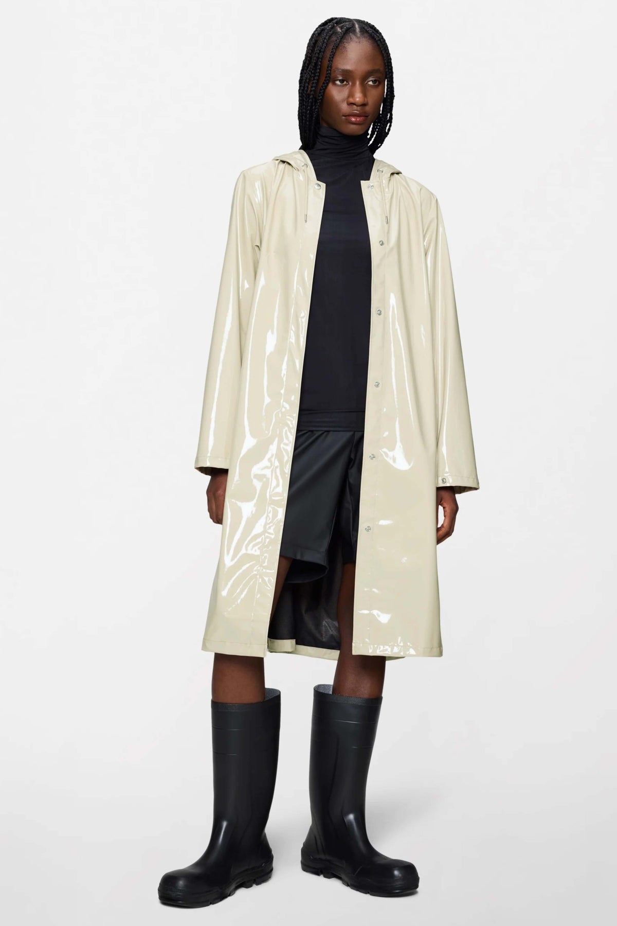 RAINS A LINE LONGER W JACKET W3 en color MARRON CLARO (1)