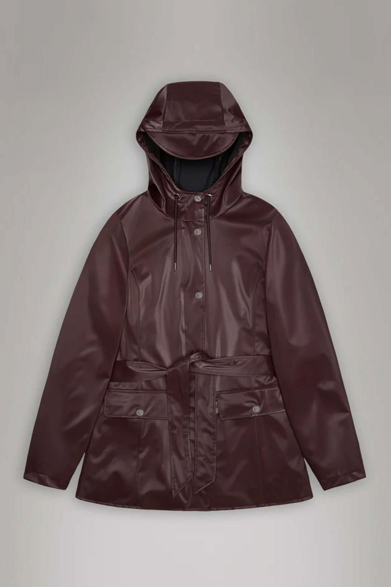 RAINS CURVE JACKET W3 en color BURDEOS (2)