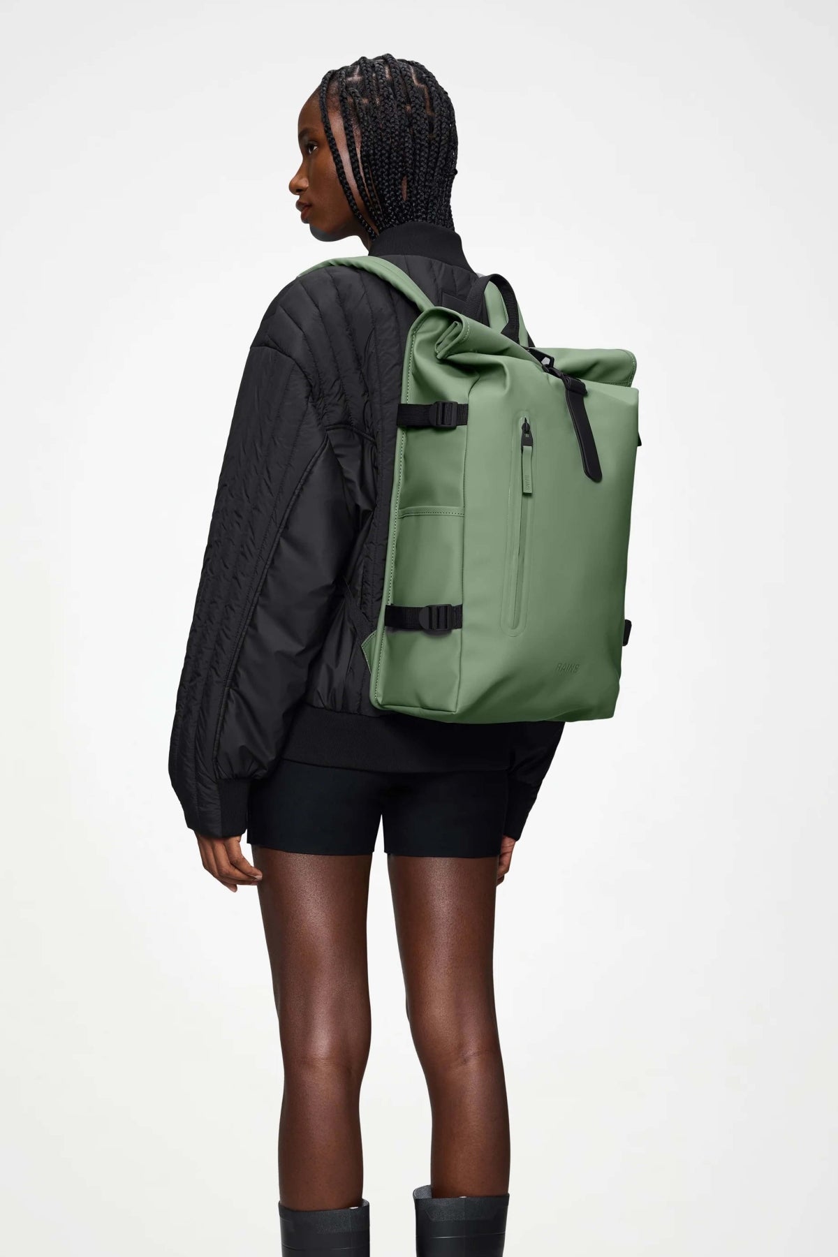 RAINS ROLLTOP RUCKSACK W3 en color VERDE (7)