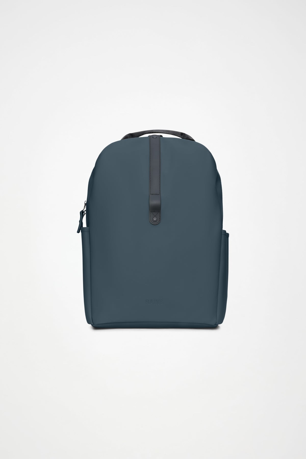 RAINS CLIP FRONT BACKPACK W3 en color AZUL (1)