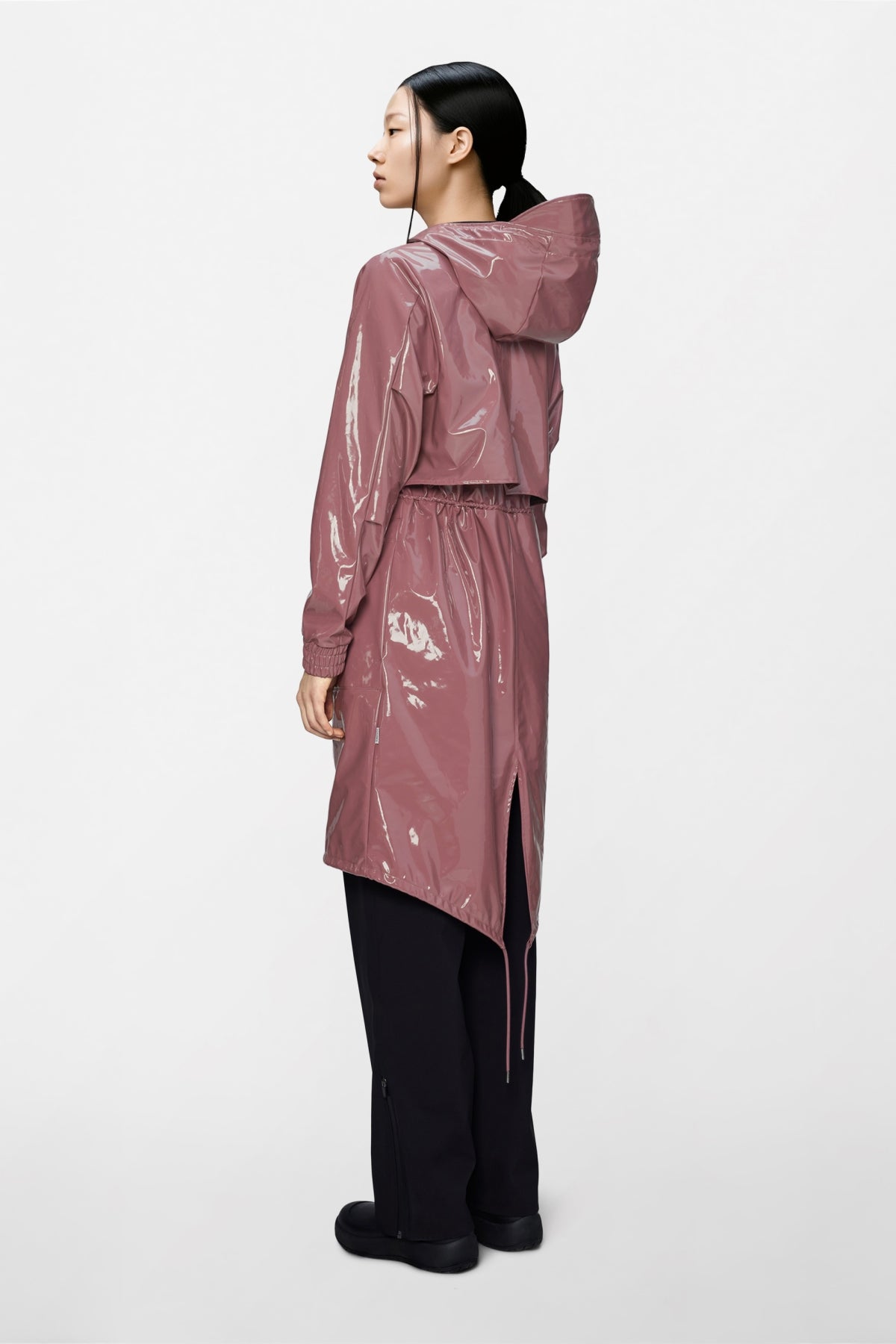 RAINS STRING W PARKA W3 en color ROSA (3)
