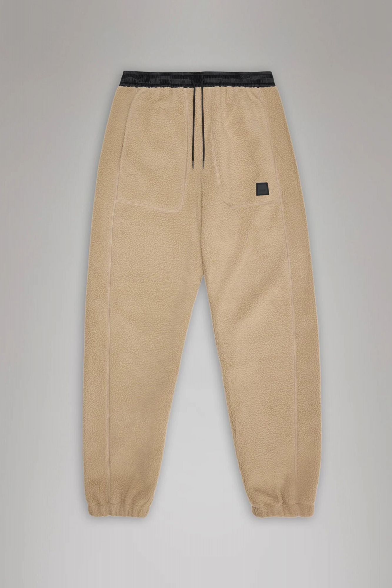RAINS YERMO FLEECE PANTS REGULAR en color BEIS (2)