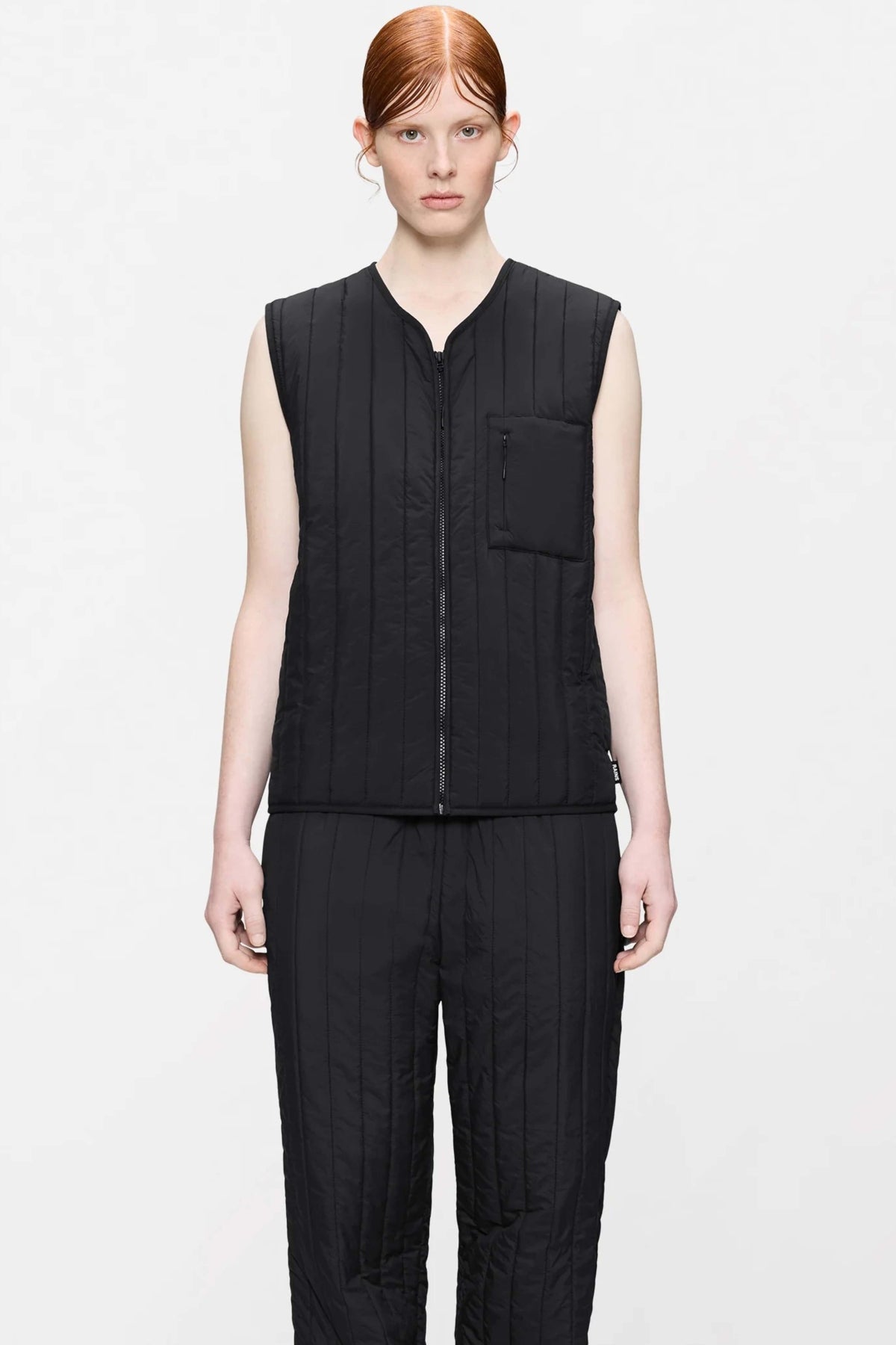 RAINS 21660R en color NEGRO (1)