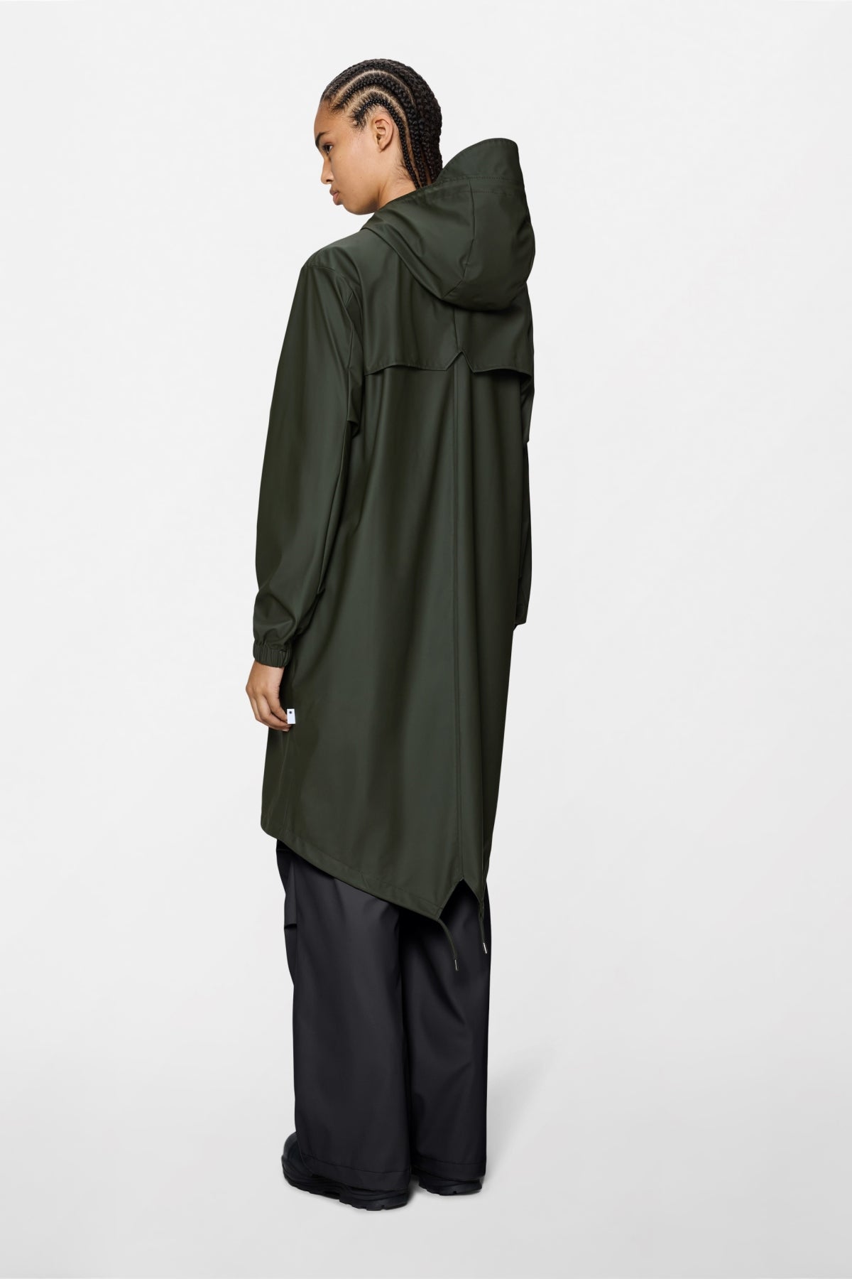 RAINS 18140R FISHTAIL PARKA W3 en color VERDE (2)