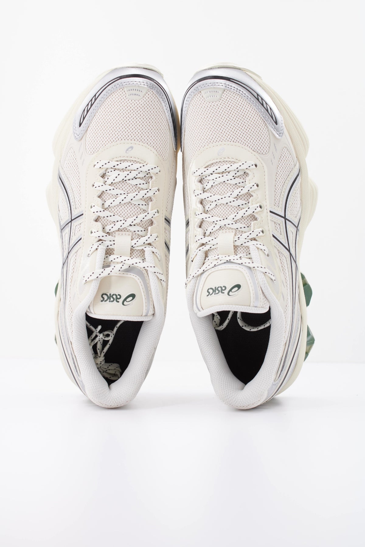 ASICS GEL-KINETIC FLUENT en color BLANCO (3)