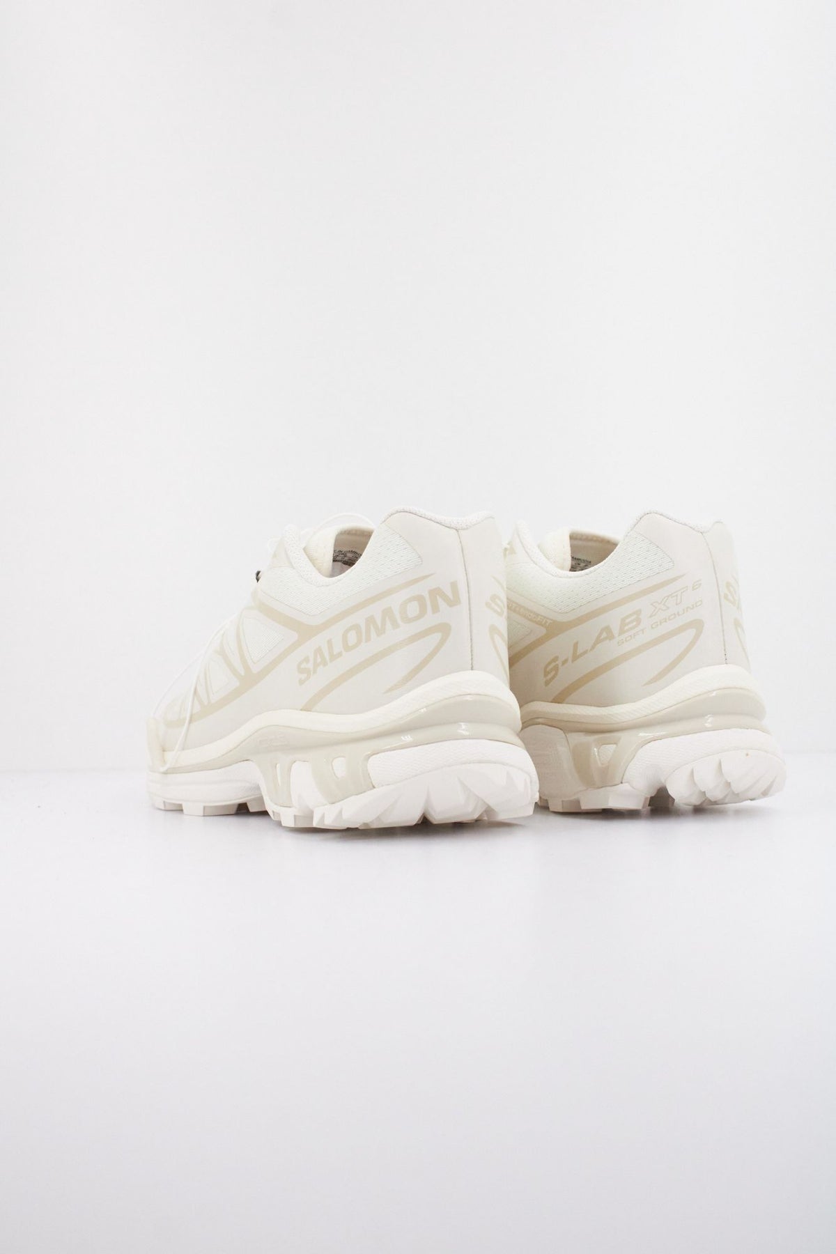 SALOMON XT-6 L47445300 en color BLANCO (4)