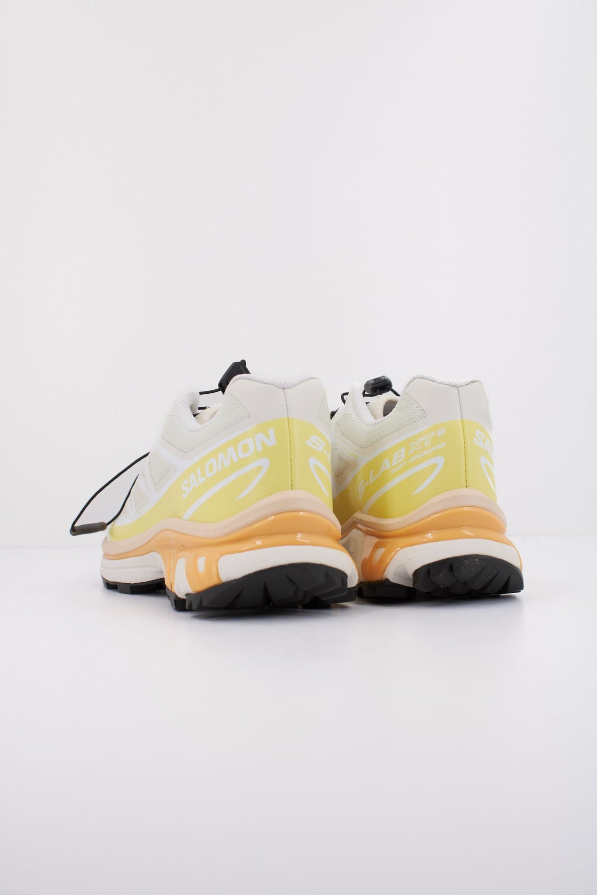SALOMON BAJO XT 6 en color AMARILLO (4)