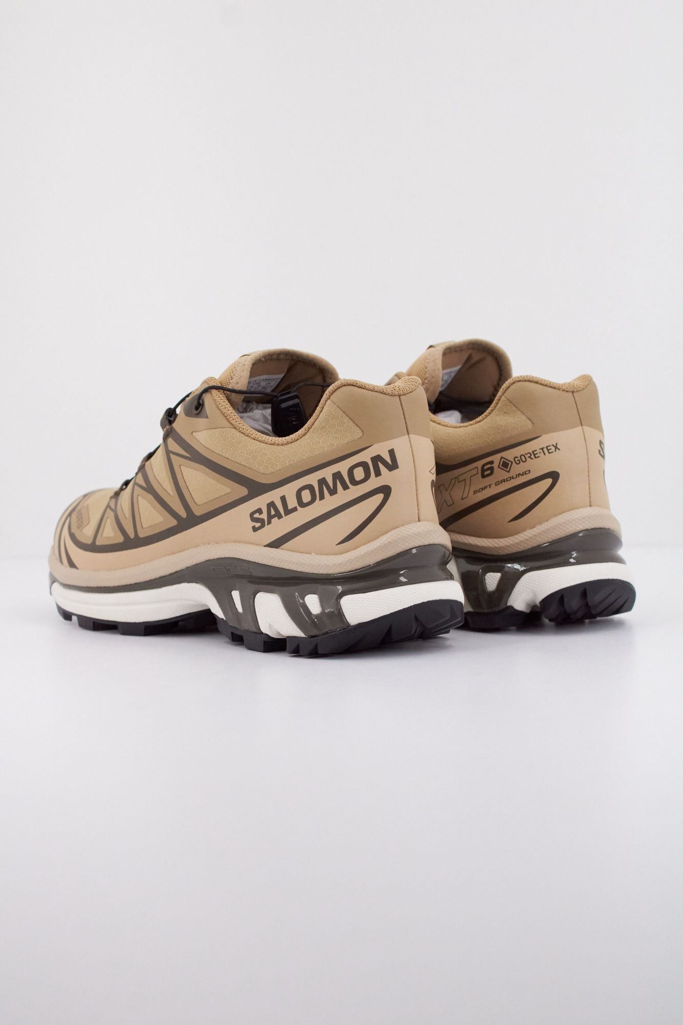SALOMON BAJO XT 6 GTX en color MARRON (4)