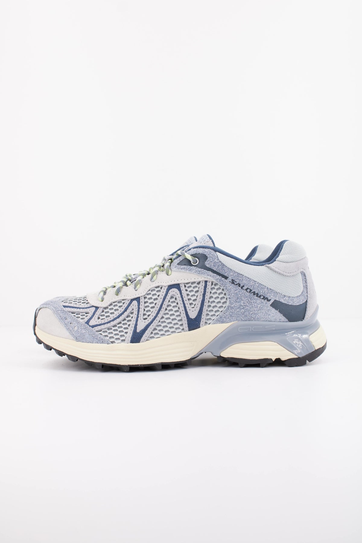 SALOMON XT WHISPER en color AZUL (1)