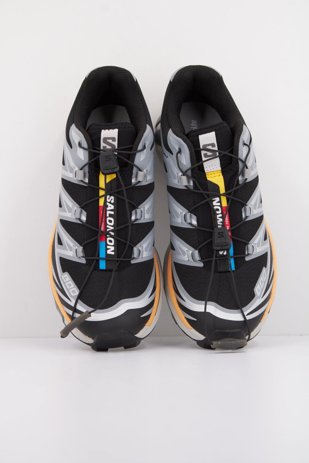 SALOMON XT 6 en color NEGRO (3)