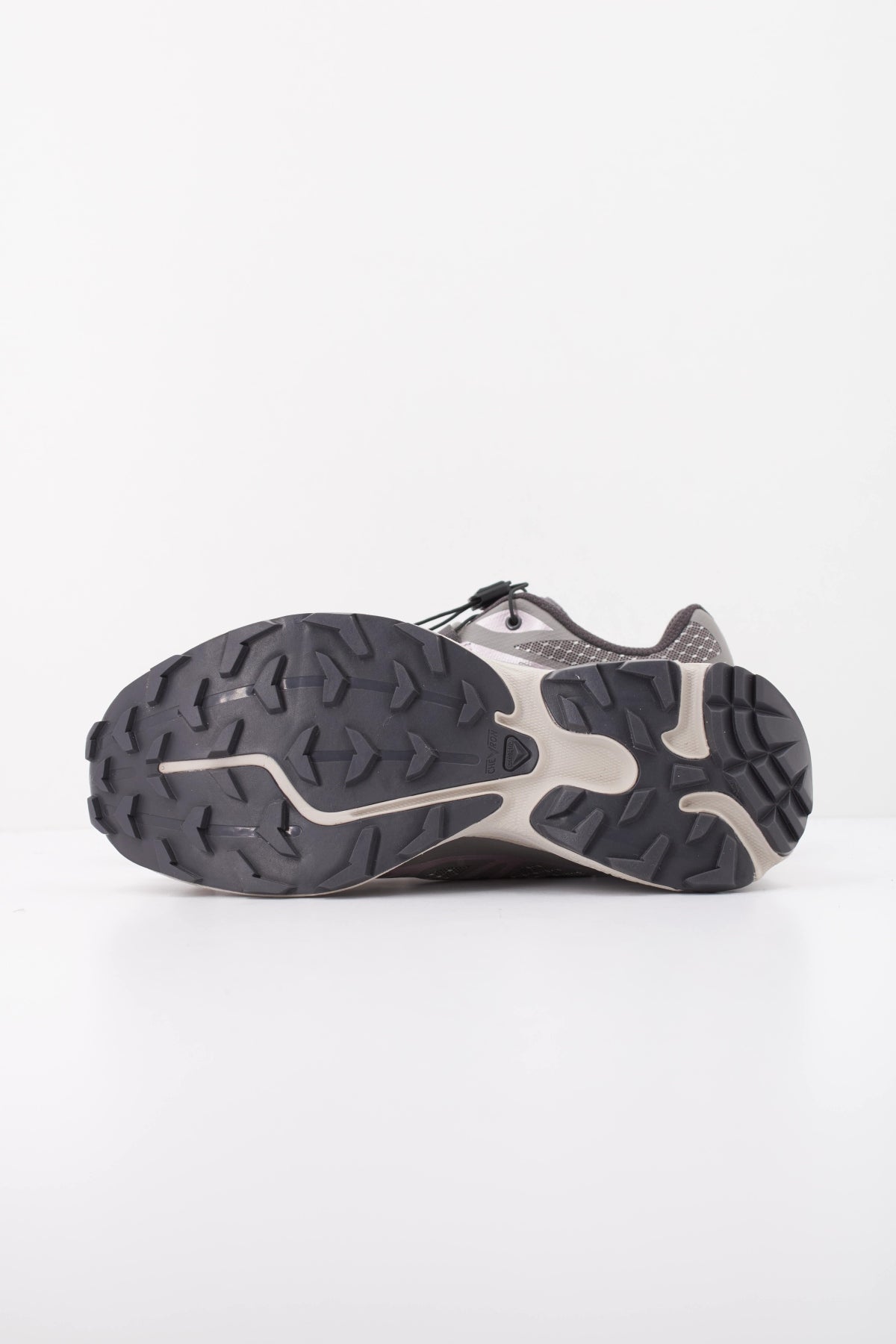 SALOMON XT 6 STEEL STREETS en color GRIS (5)