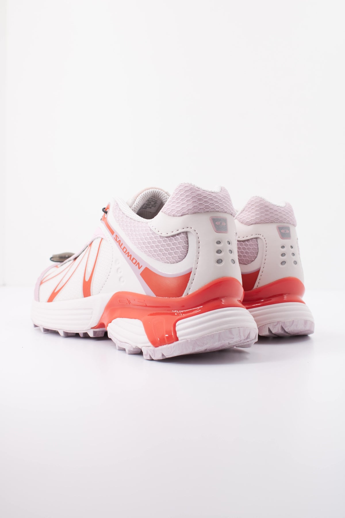 SALOMON XT WHISPER NOSTALGIA en color ROSA (4)