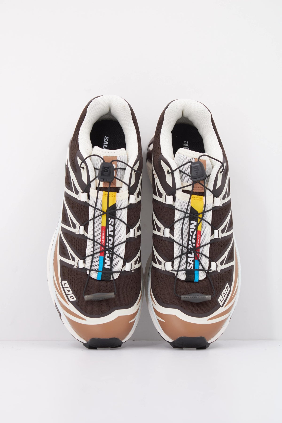 SALOMON XT 6 en color MARRON (3)