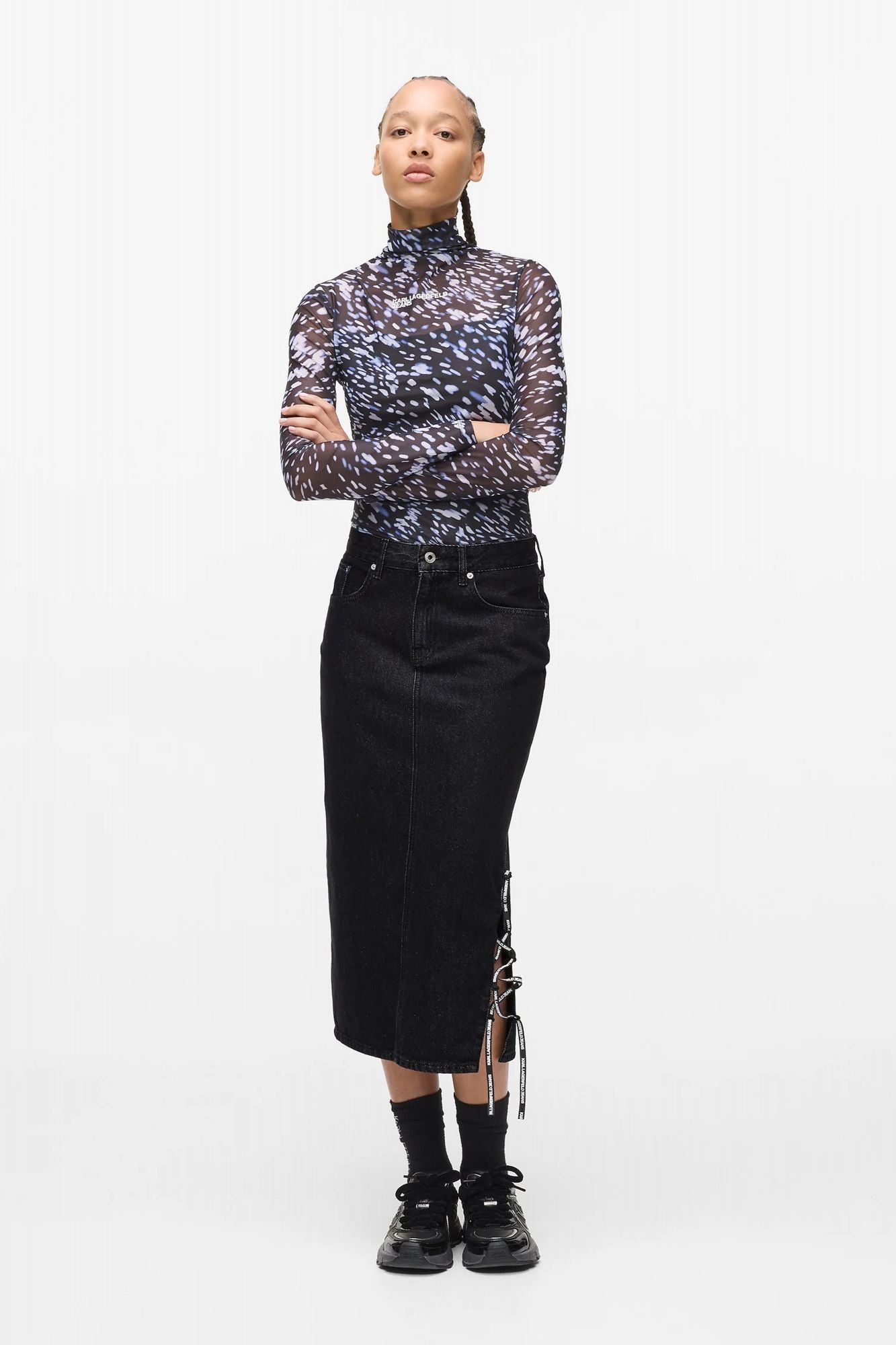 KARL LAGERFELD JEANS TIED DENIM MIDI SKIRT en color NEGRO (1)