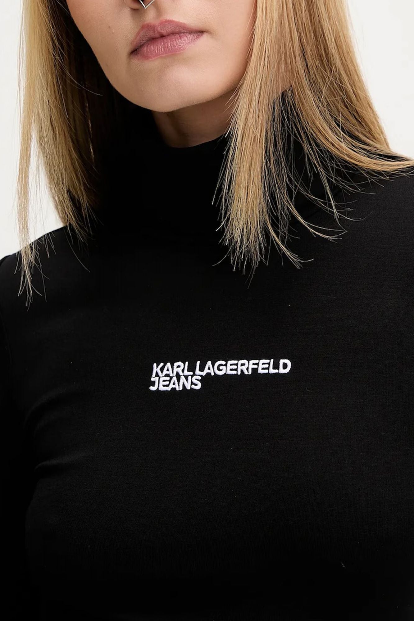 KARL LAGERFELD JEANS KLJ FITTED ROLL NECK TOP en color NEGRO (3)