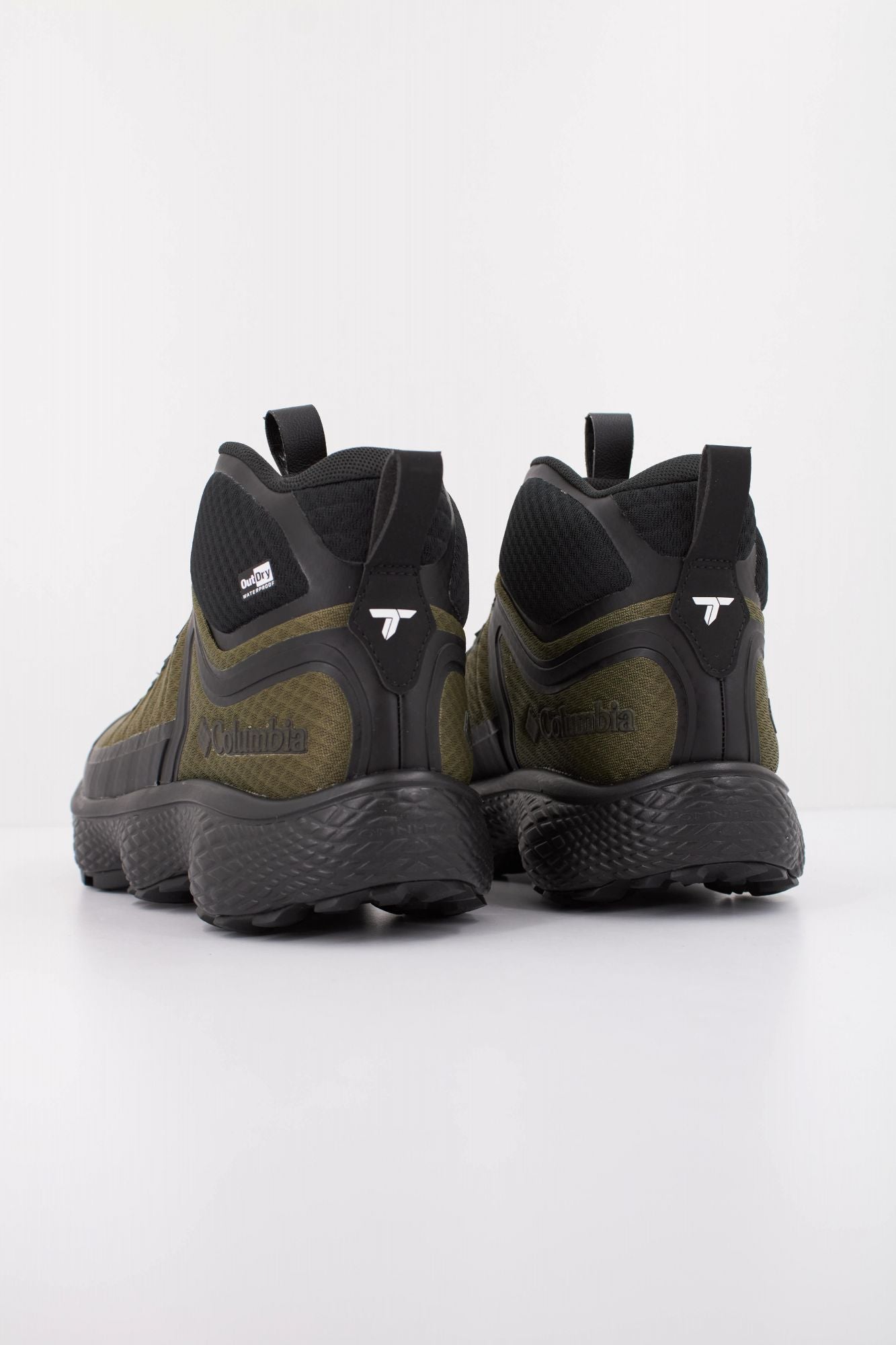 COLUMBIA ESCAPE THRIVE TITANIUM MID OUTDRY en color VERDE (4)