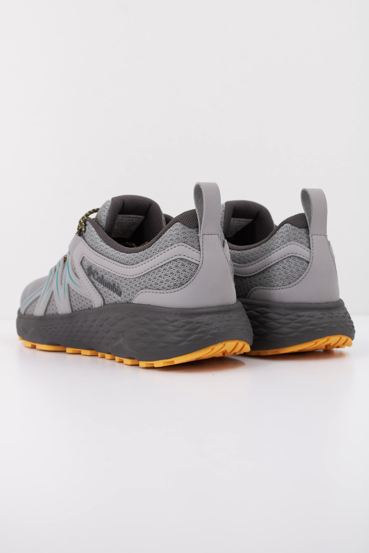 COLUMBIA PEAKFREAK ROAM en color MARRON (4)
