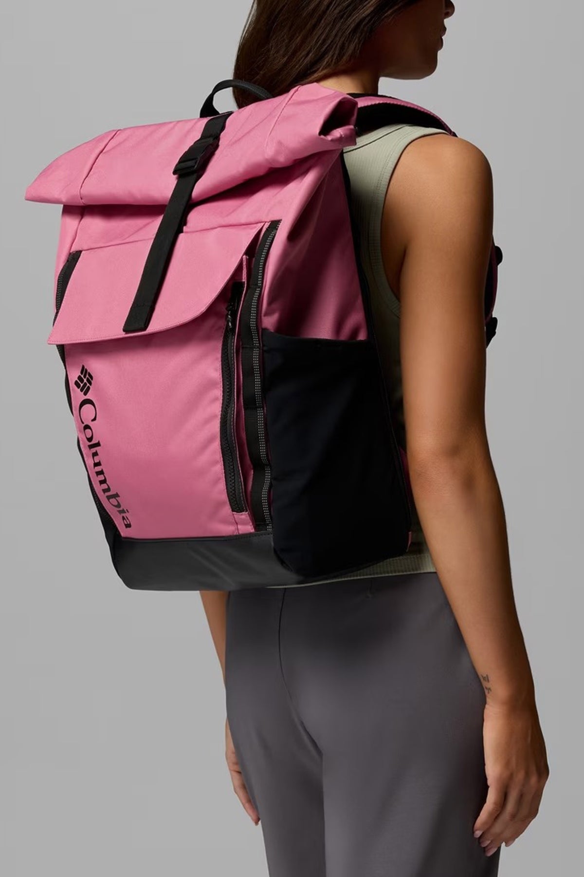 COLUMBIA CONVEY III 27L BACKPACK en color ROSA (4)
