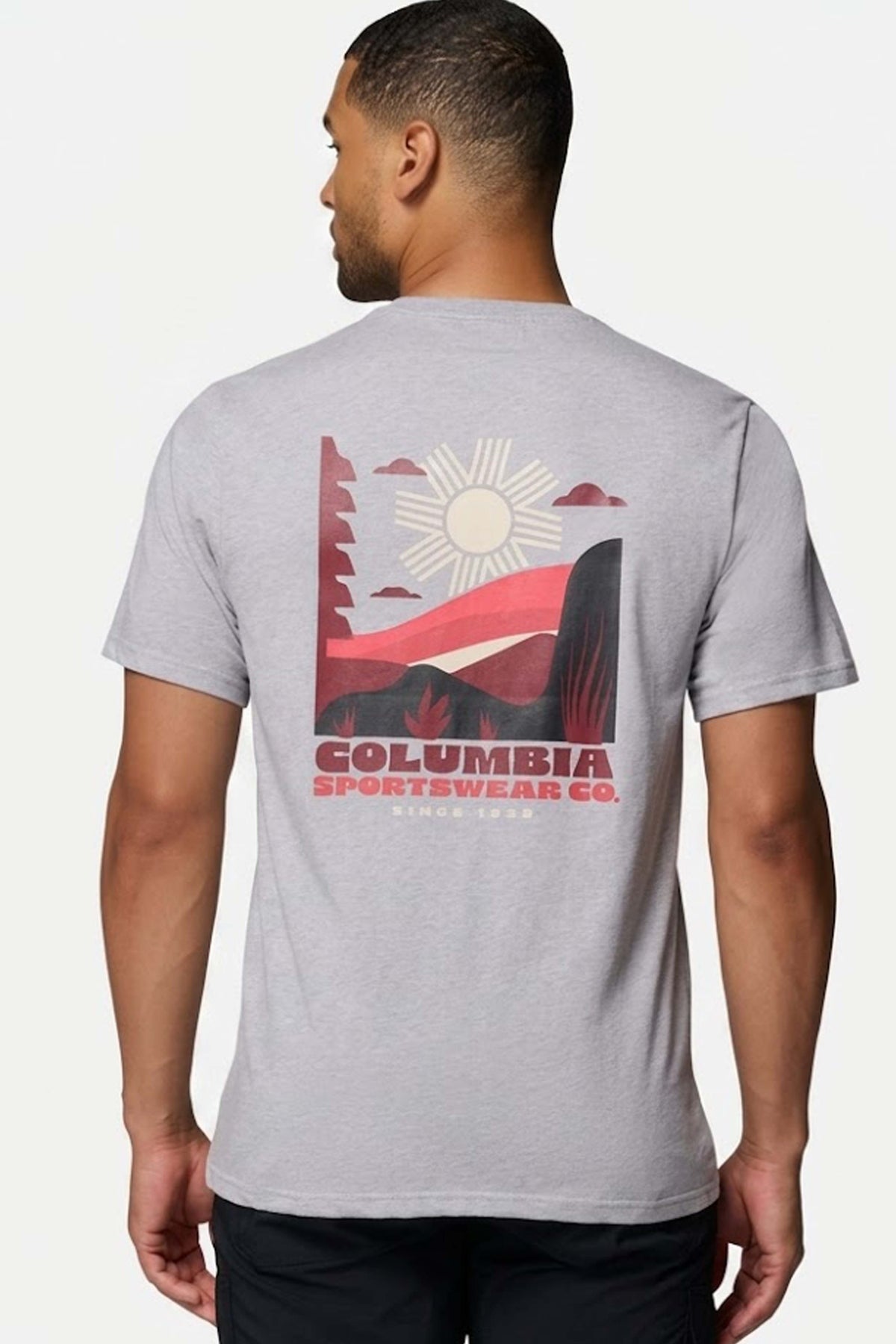 COLUMBIA OUTDOOR BACK GRAPHIC en color VIOLETA (2)