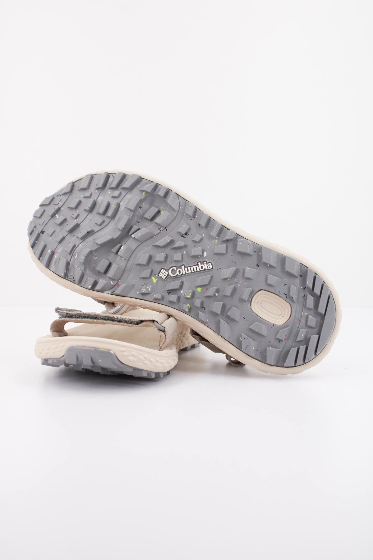COLUMBIA KONOS GLOBETROT WMNS en color BEIS (5)