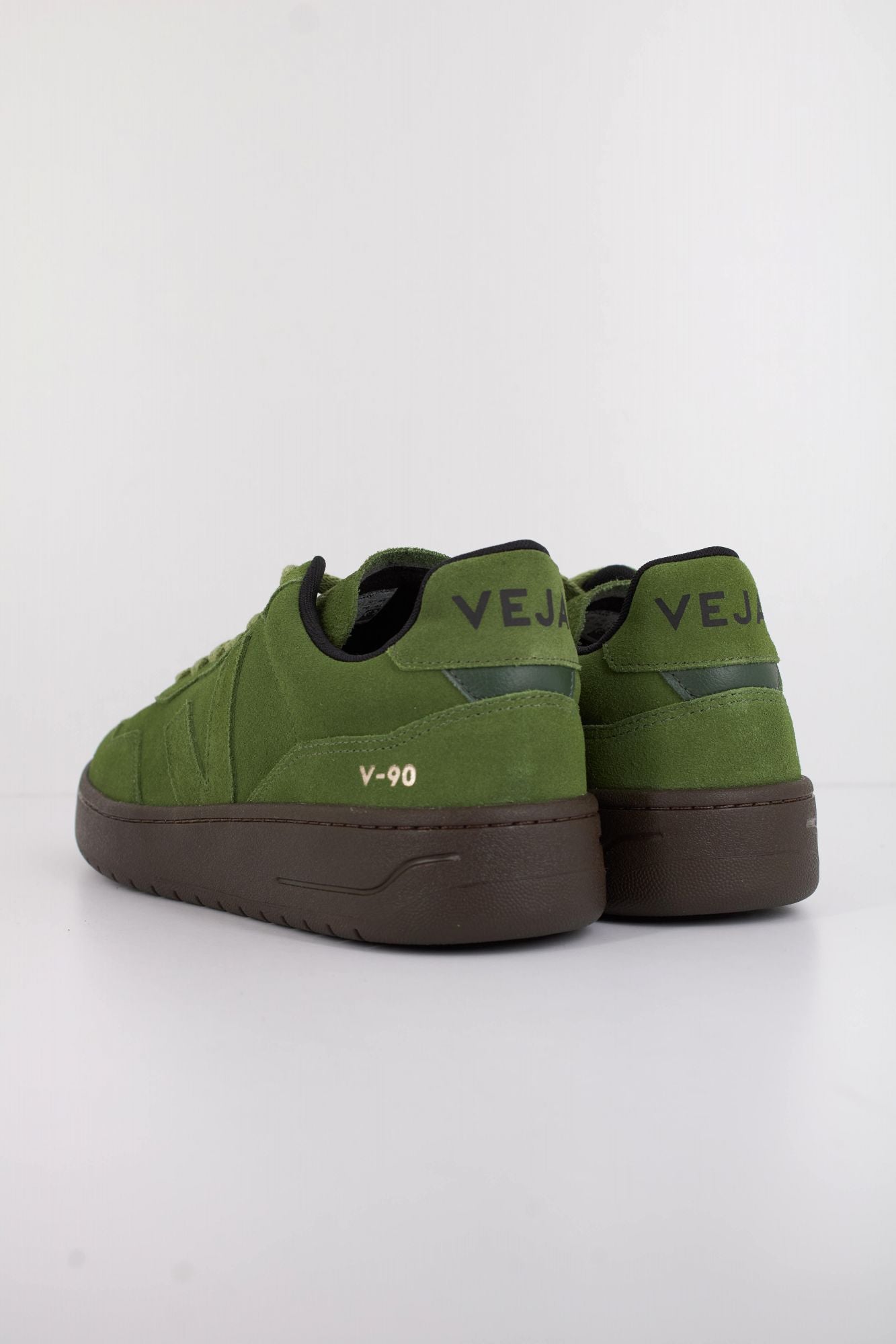 VEJA VD0320928B en color VERDE (3)