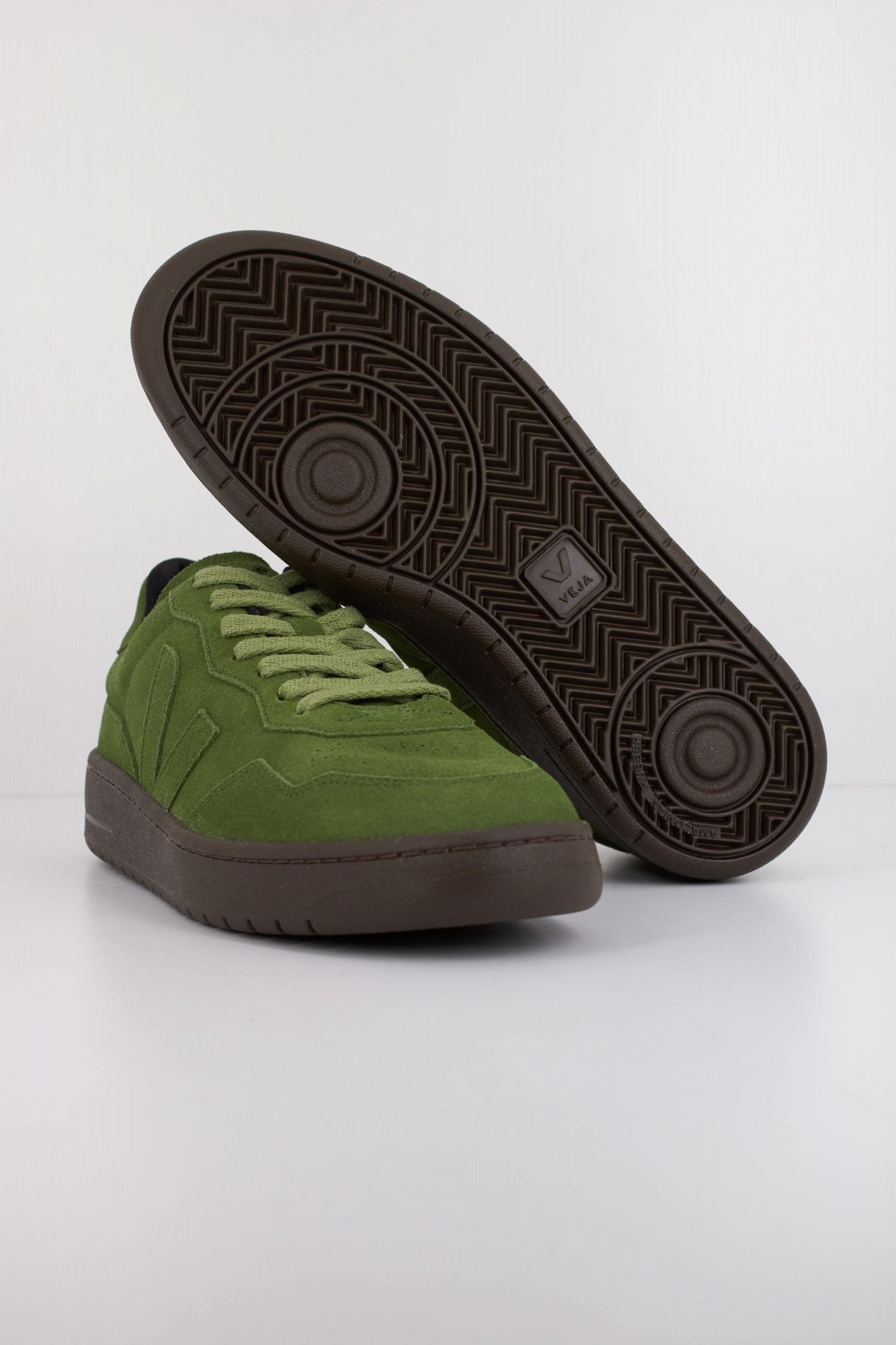 VEJA VD0320928B en color VERDE (4)