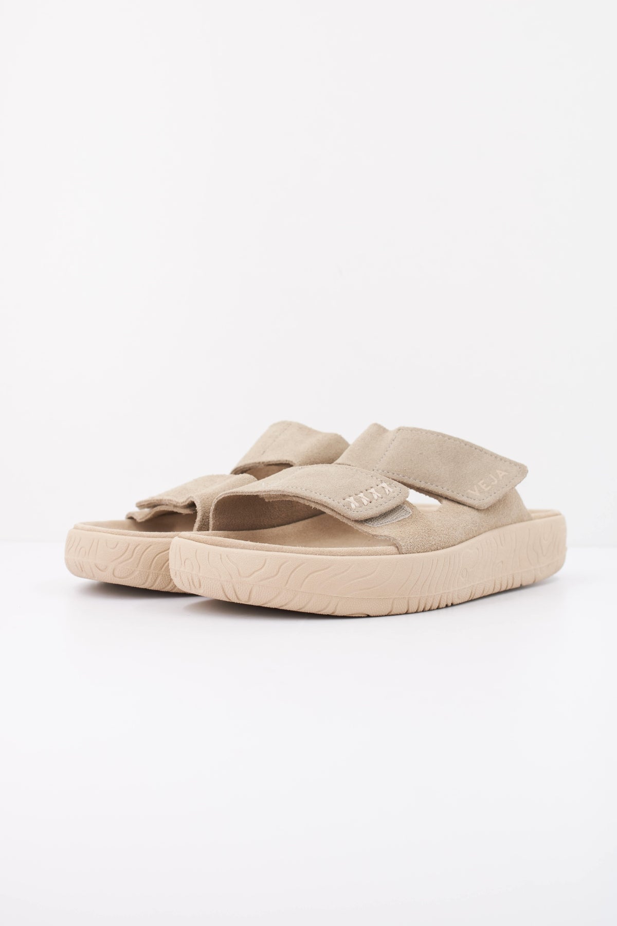 VEJA SA3220670A en color VERDE (2)