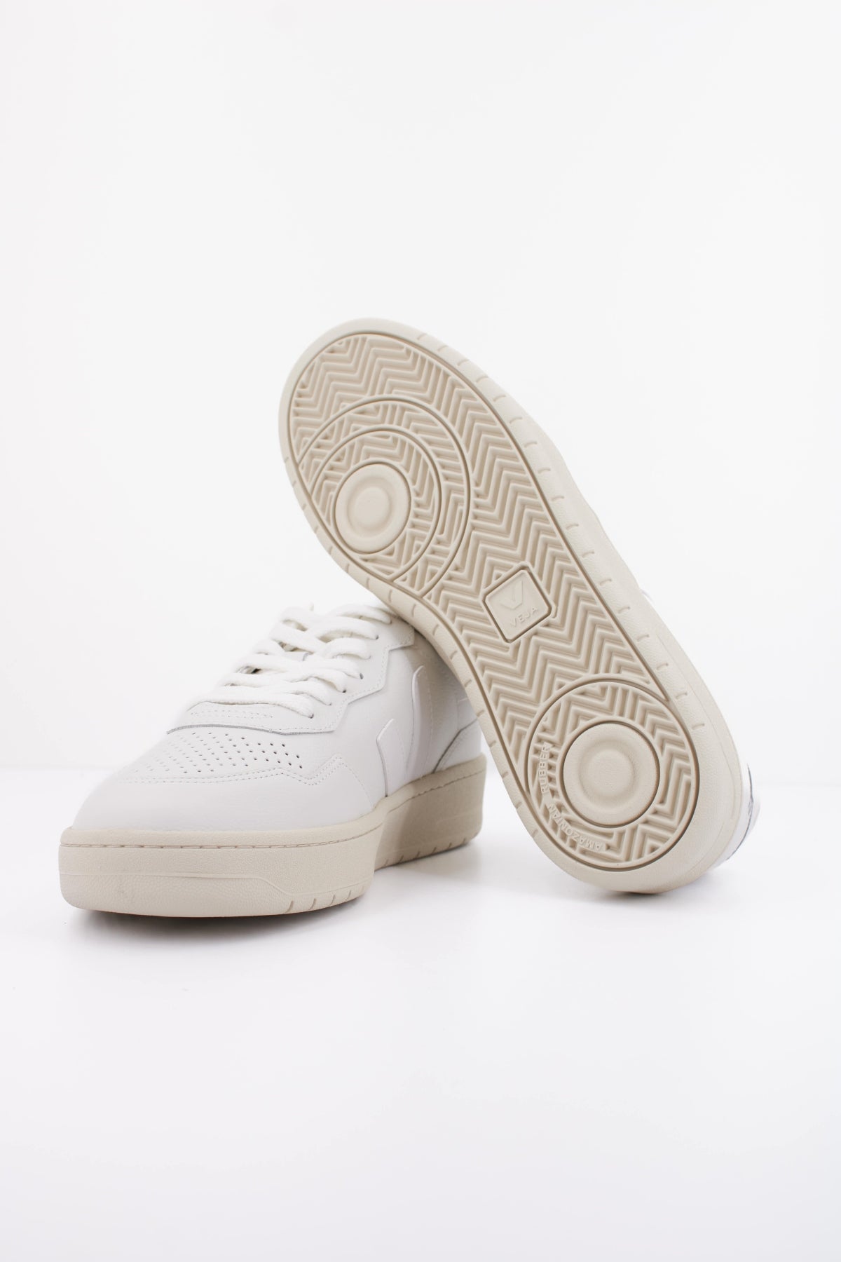 VEJA DEPORTIVO V90 en color BLANCO (5)