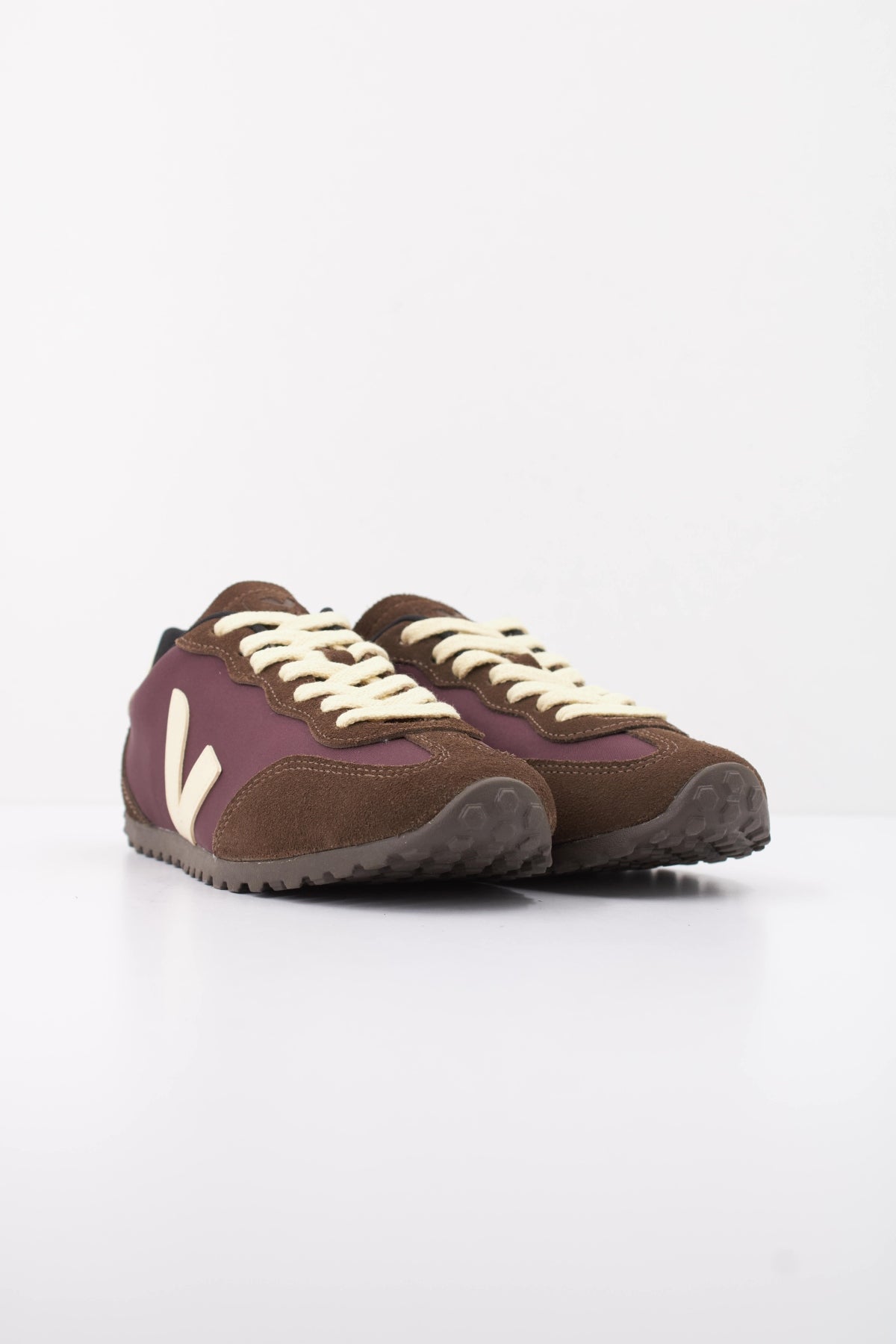 VEJA AI3421685A GT en color BURDEOS (2)
