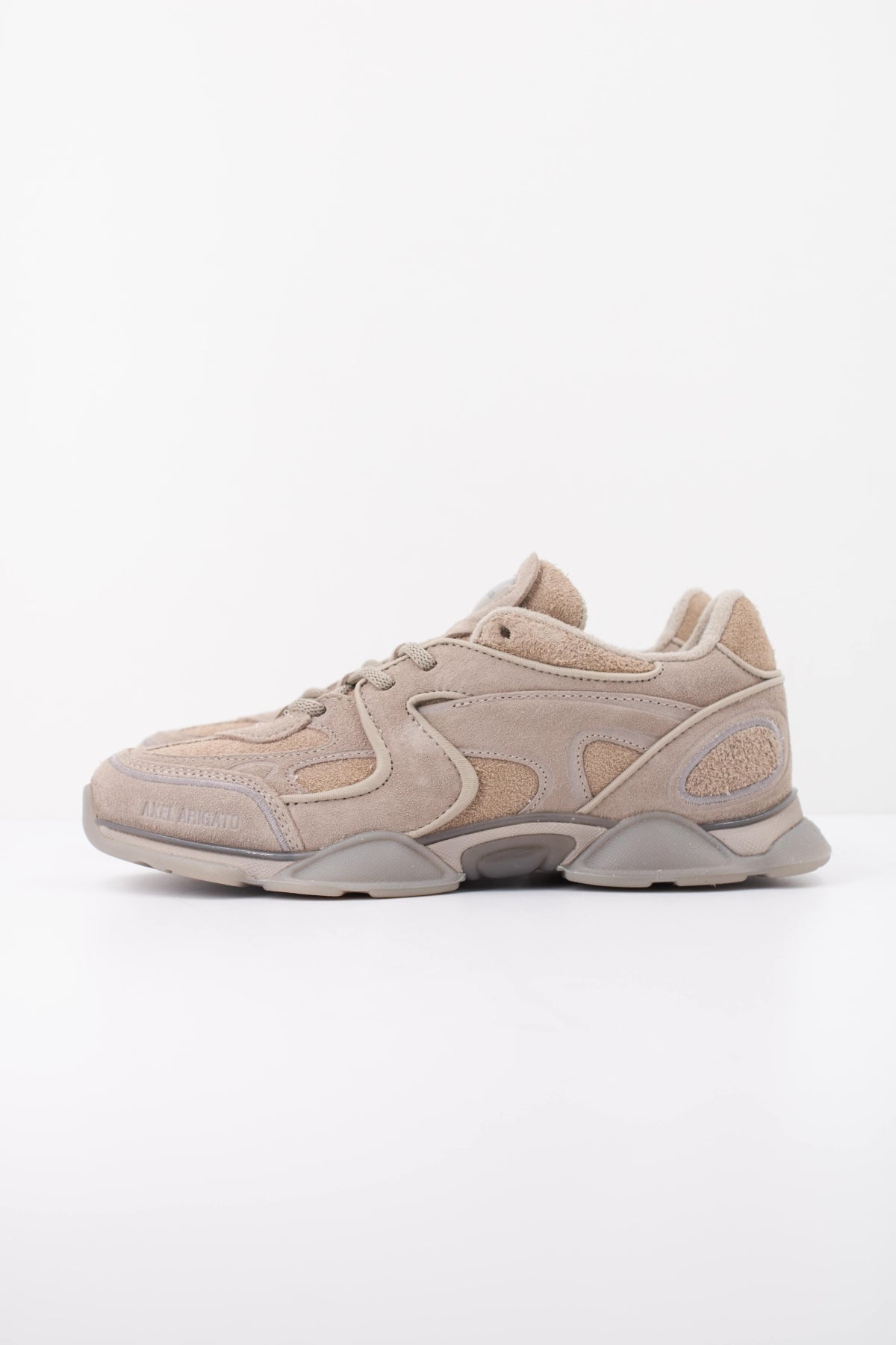 AXEL ARIGATO F3912002 ERIS SNEAKER en color MARRON (1)