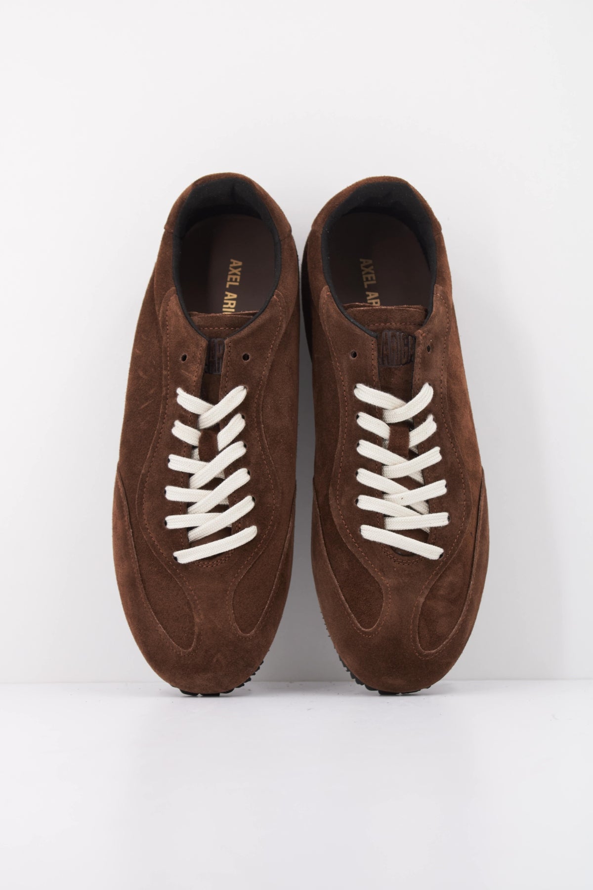 AXEL ARIGATO F3683002 DAZE RUNNER en color MARRON (3)