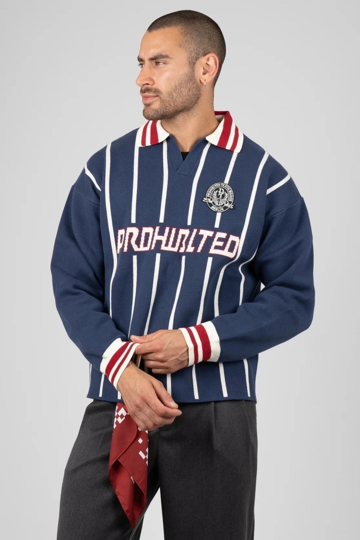PROHIBITED FIELD NUMBERS KNIT TRIKOT en color (1)