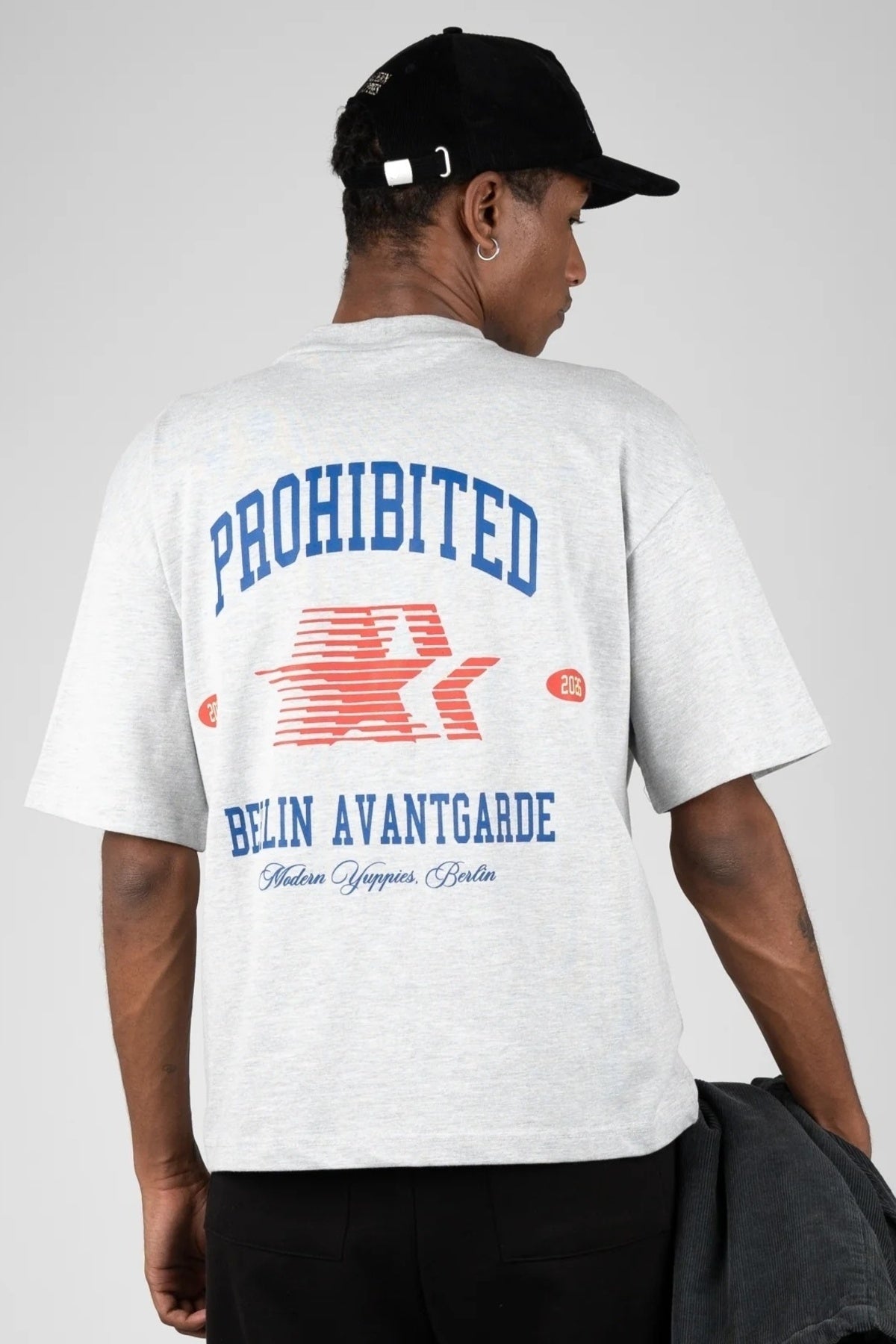 PROHIBITED AVANTGARDE TEE en color (2)