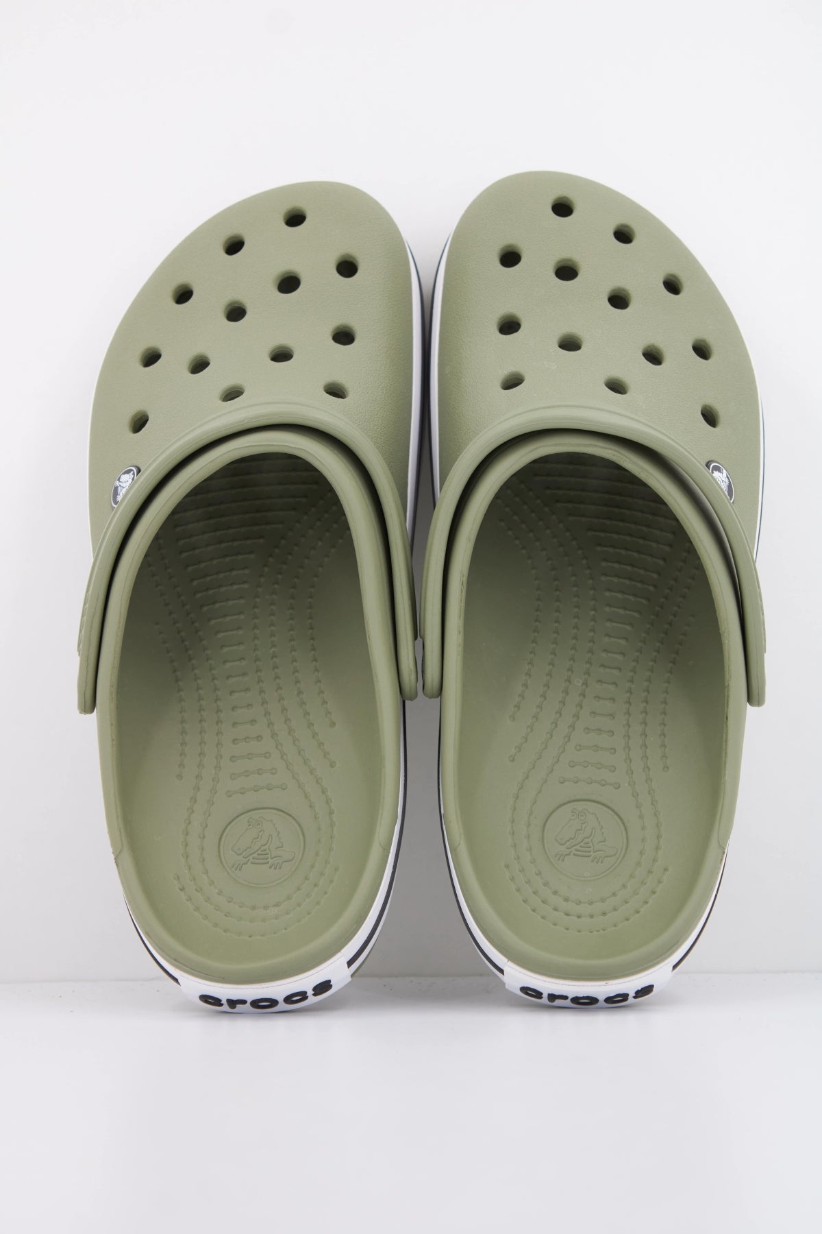 CROCS CROCBAND en color VERDE (3)