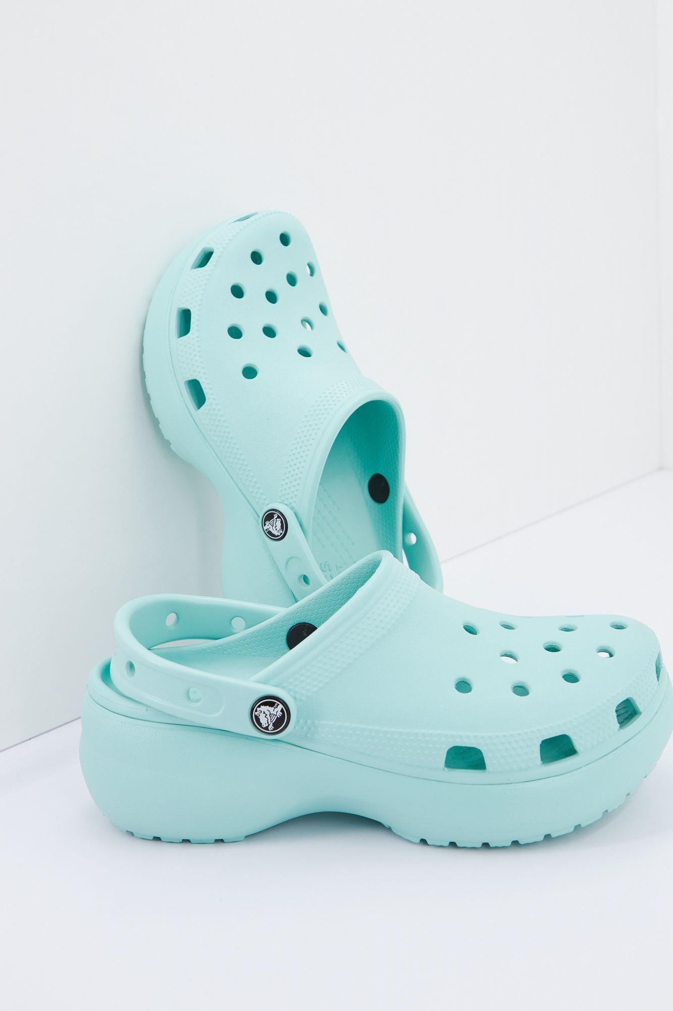 CROCS 206750C en color AZUL (1)