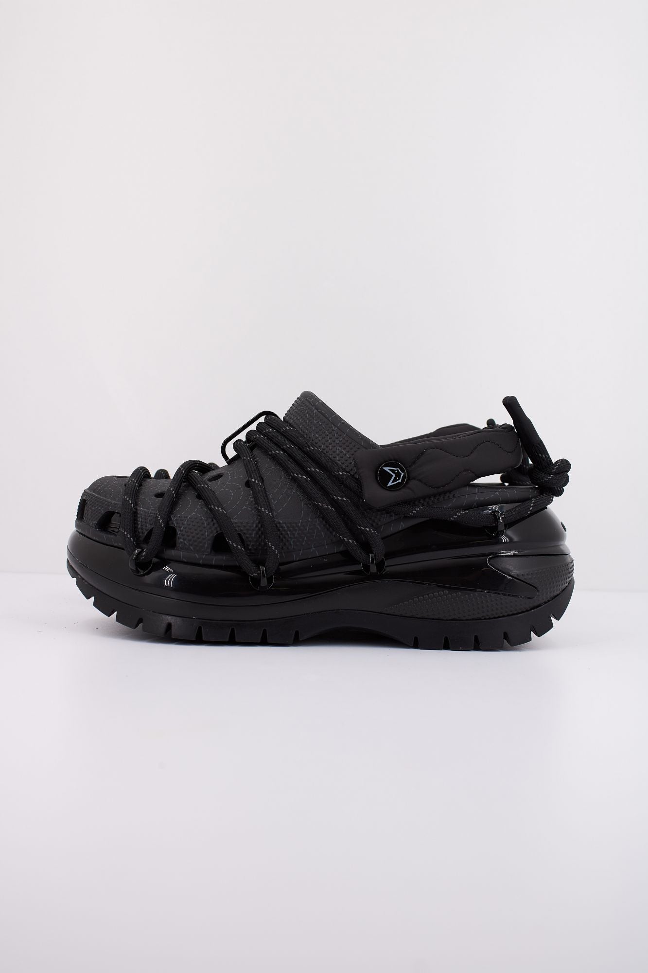 CROCS RAUW AXCROCS en color NEGRO (1)