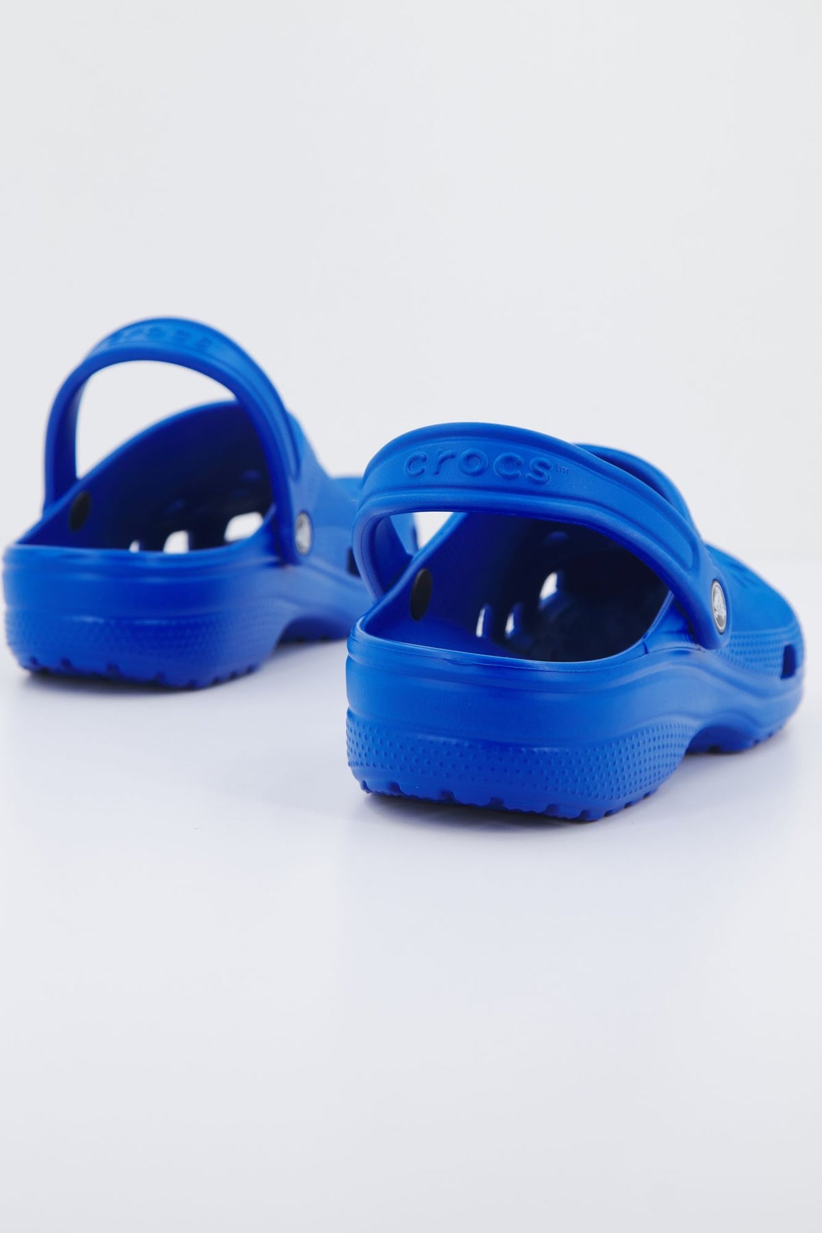 CROCS CLASSIC CLOG 10001 en color AZUL (3)