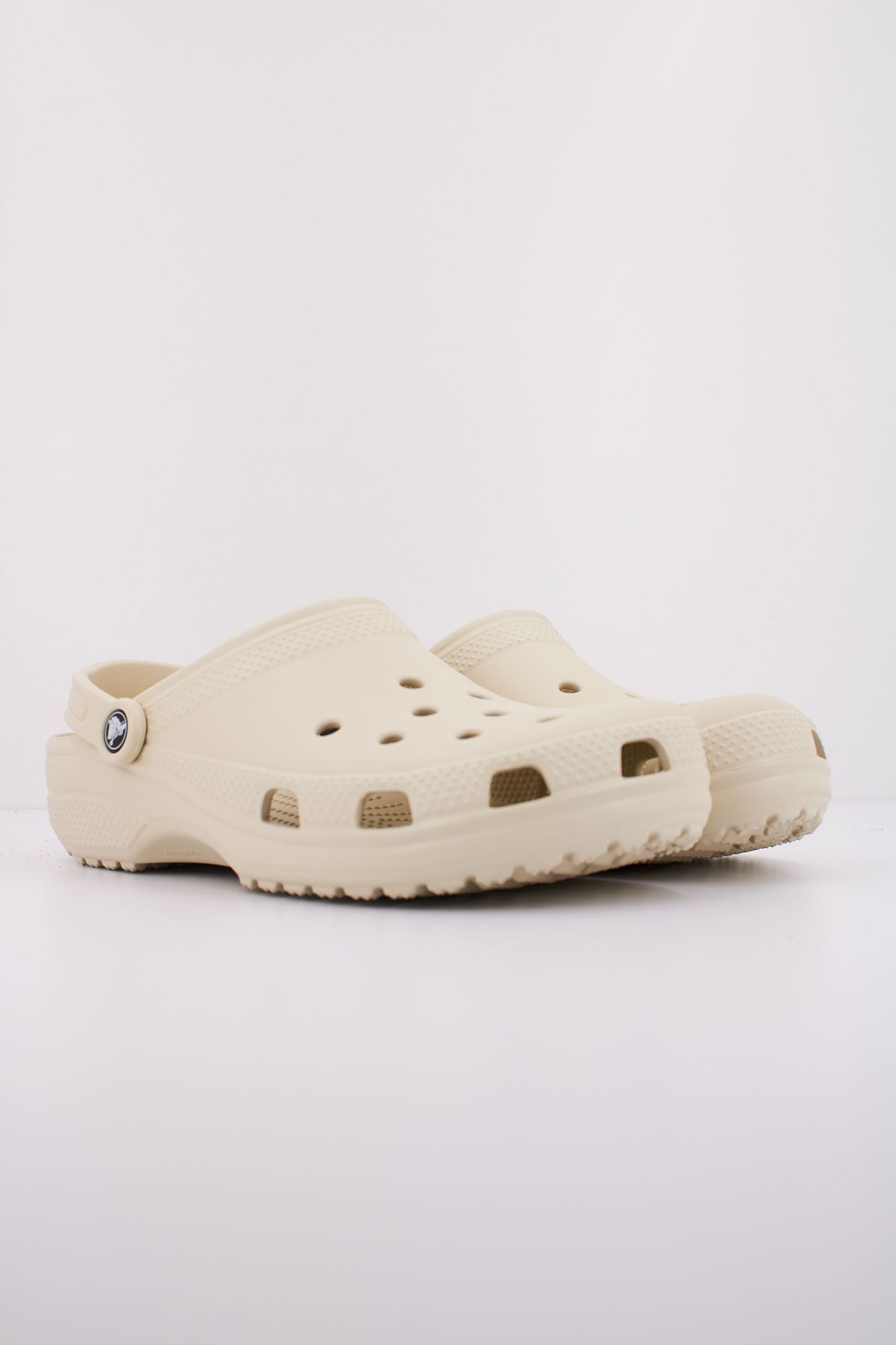 CROCS CLASSIC U en color BEIS (2)