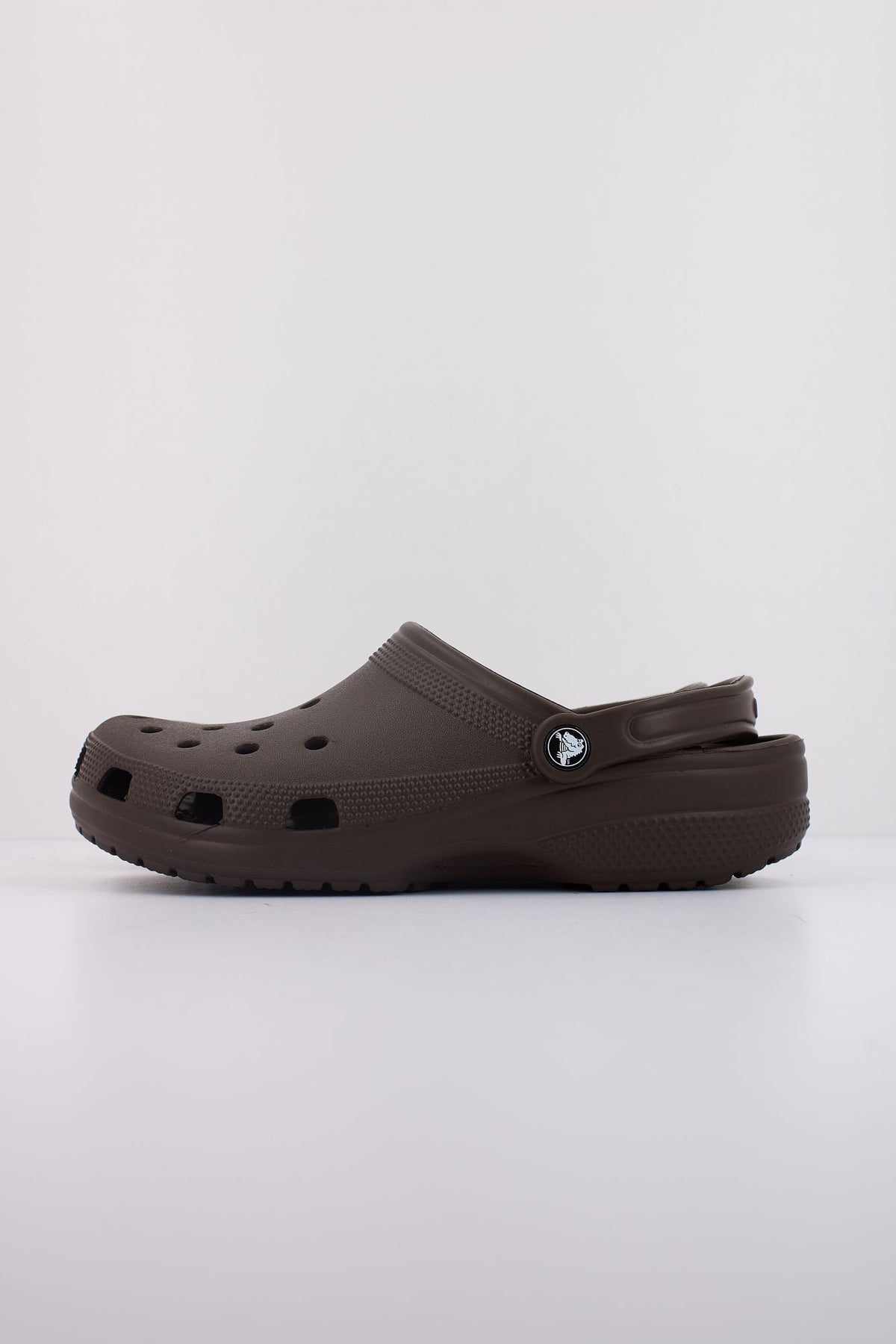 CROCS CLASSIC CLOG 10001 en color MARRON (1)