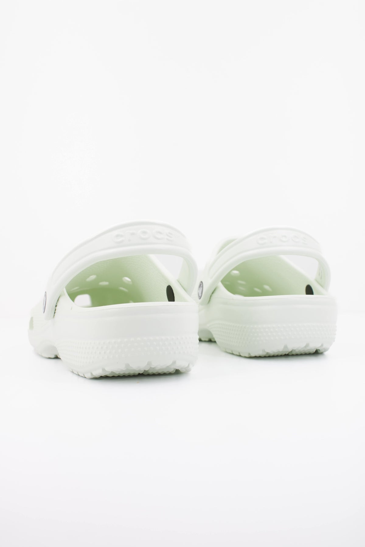 CROCS 10001C CLASSIC U en color VERDE (4)