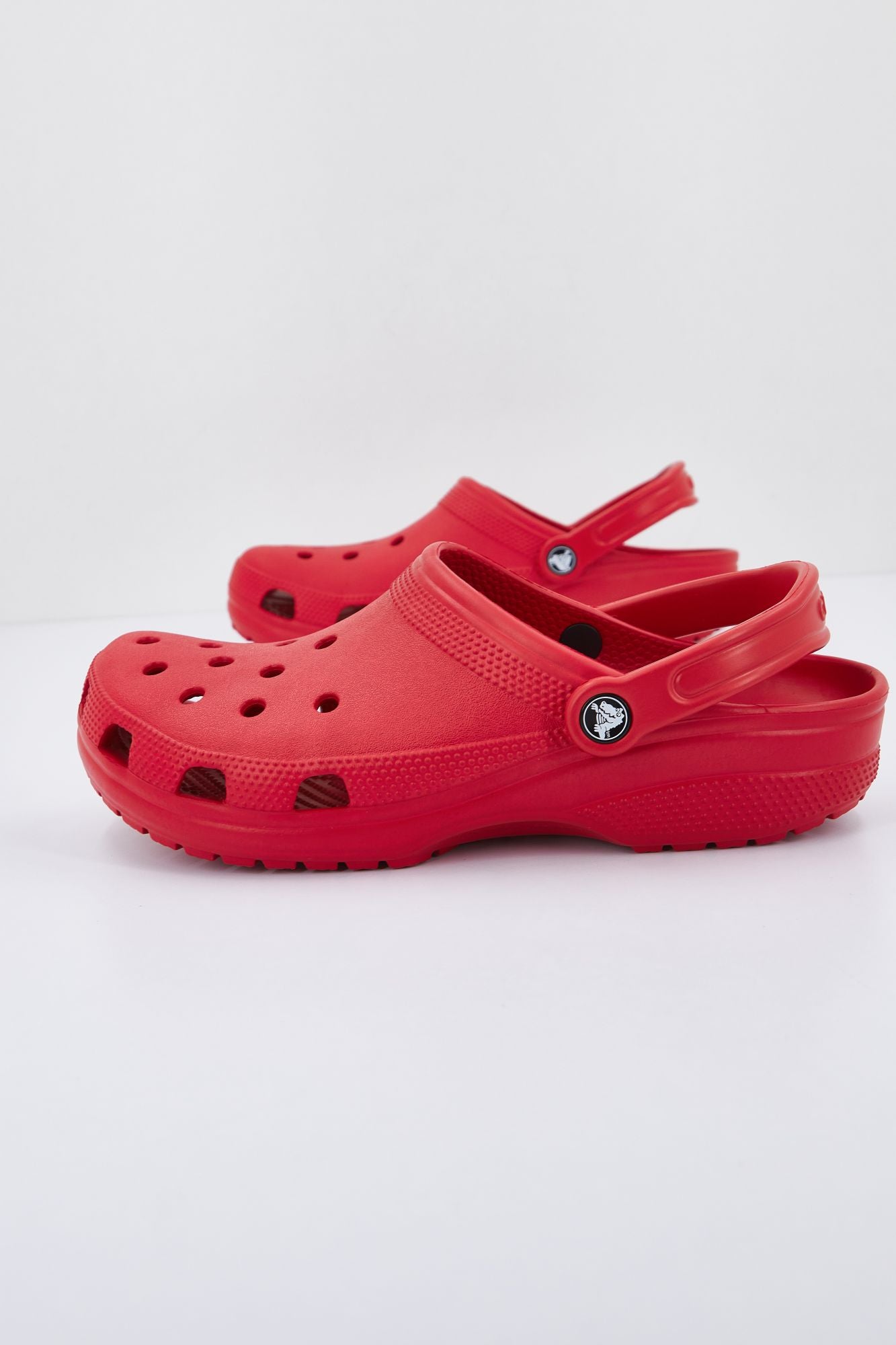 CROCS CLASSIC U en color ROJO (2)
