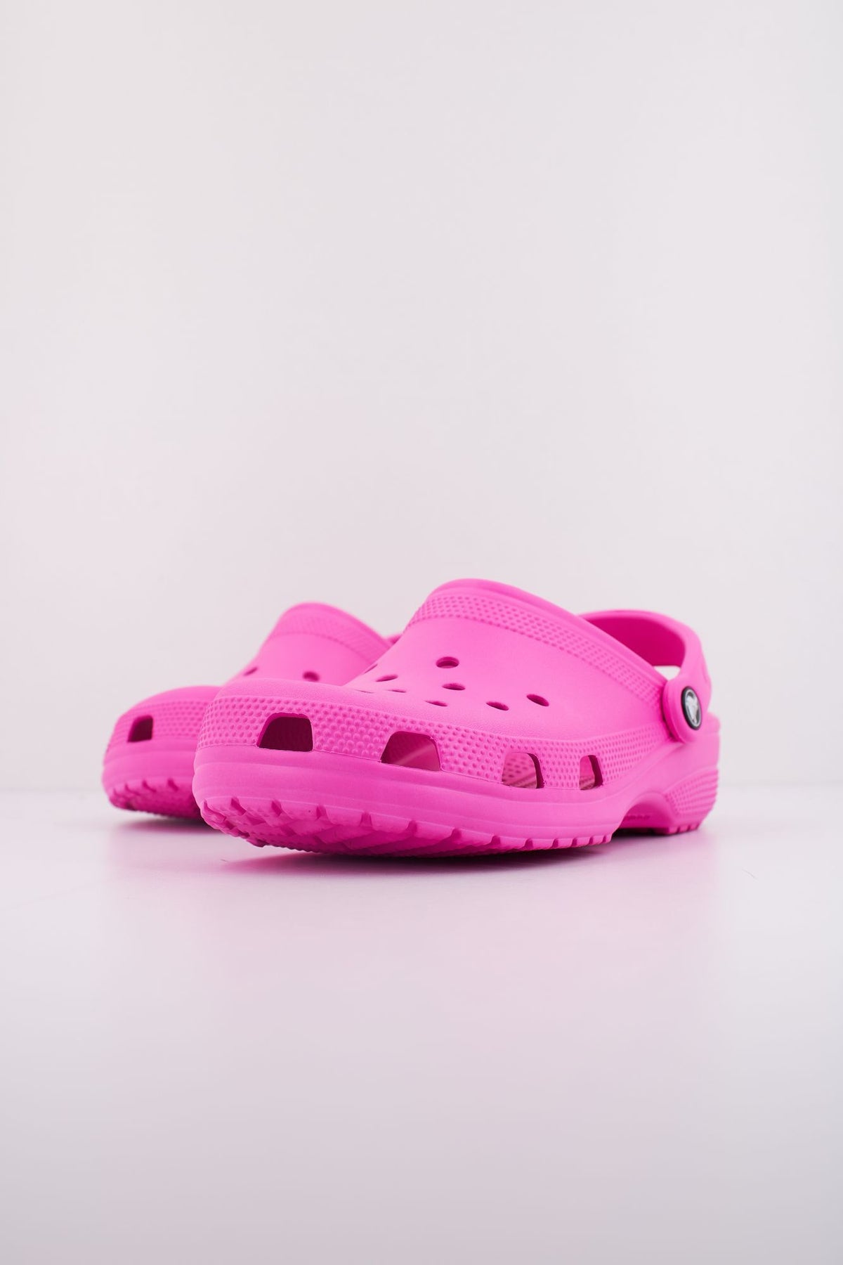CROCS CLASSIC CLOG 10001 en color ROSA (2)
