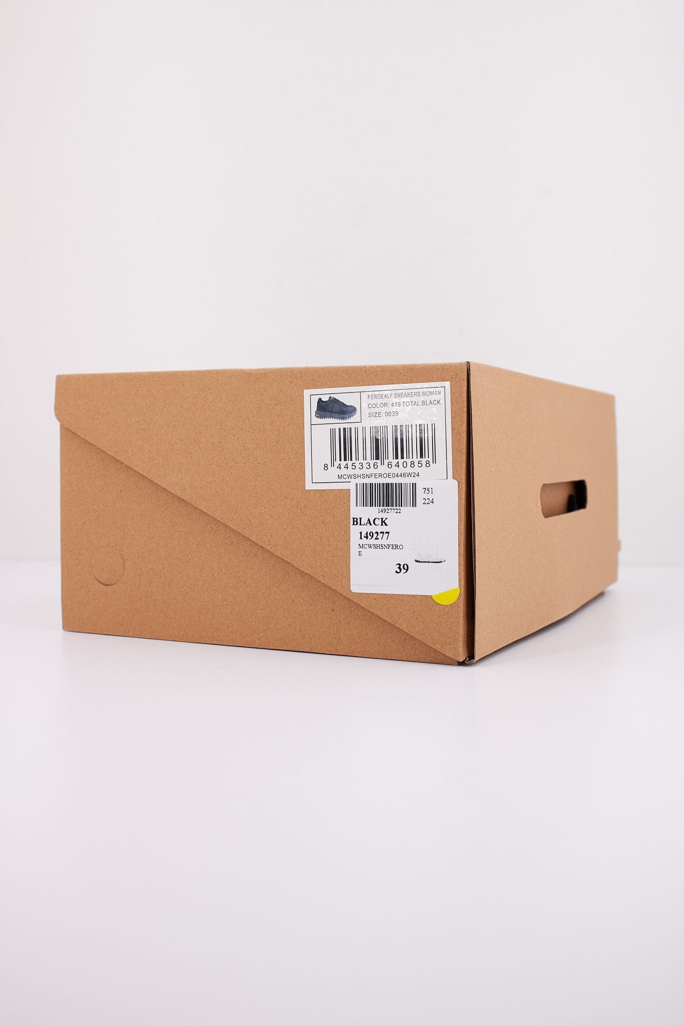 ECOALF MCWSHSNFEROE04 en color NEGRO (6)