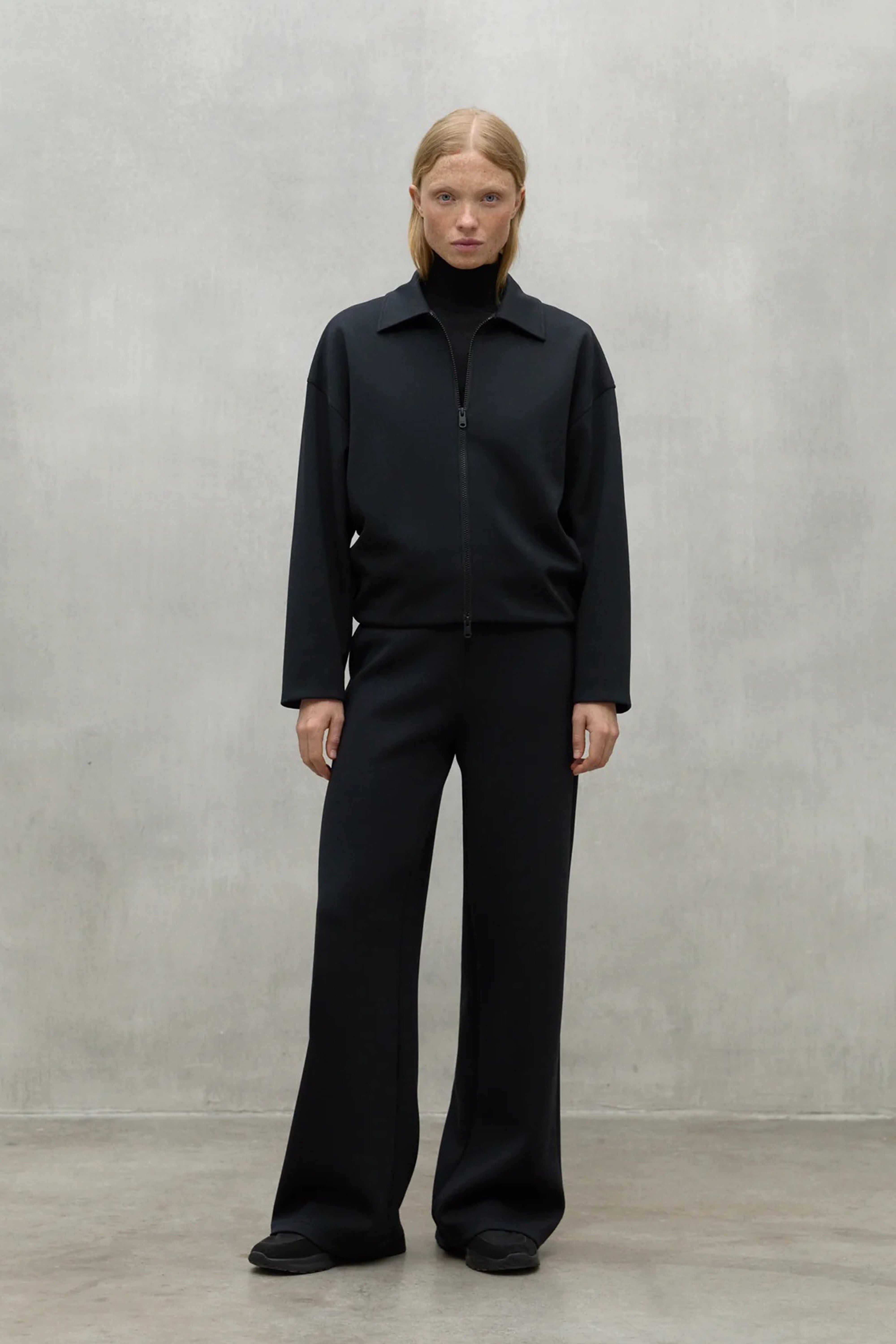 ECOALF ARDA en color NEGRO (4)