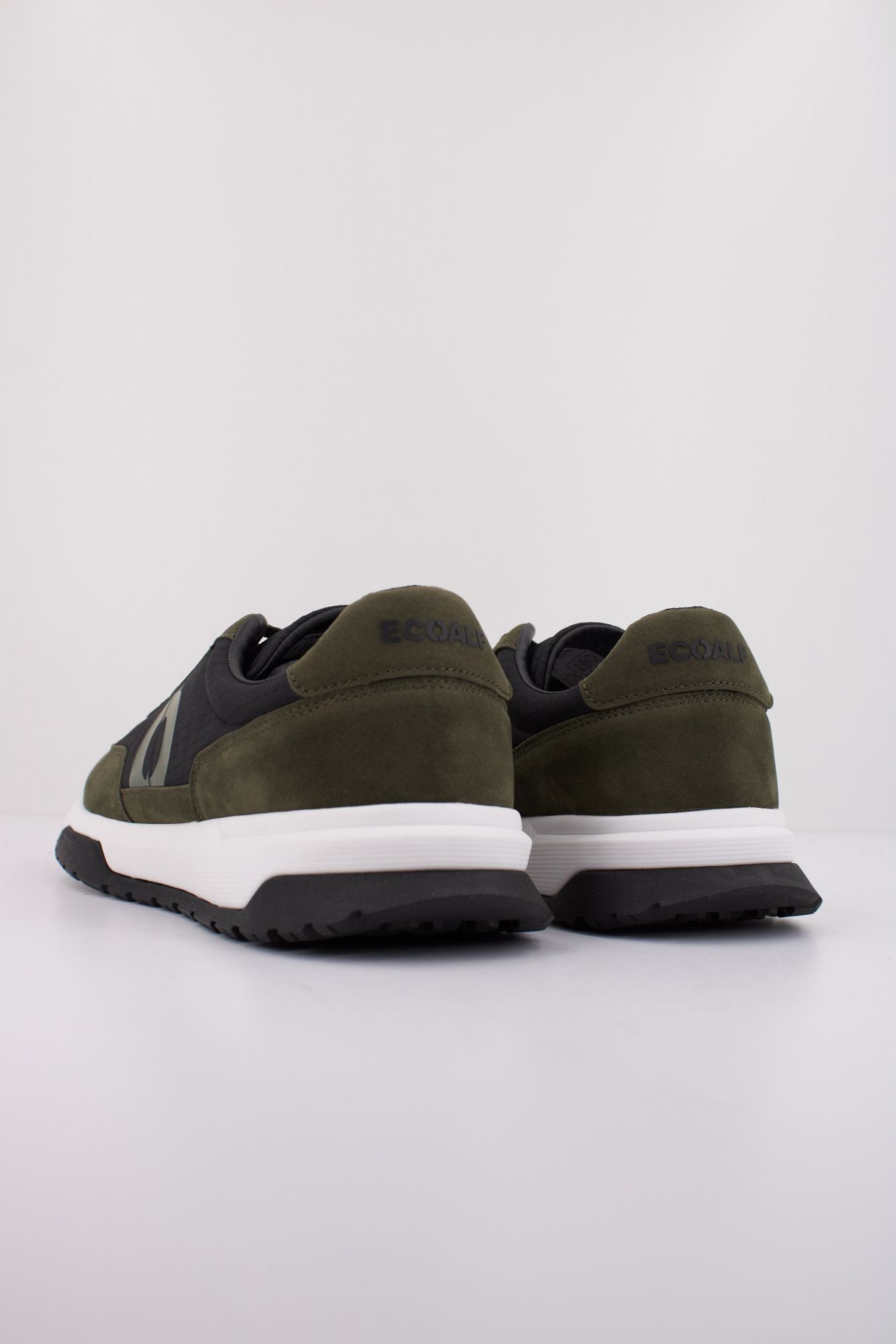 ECOALF VENTURA en color VERDE (4)