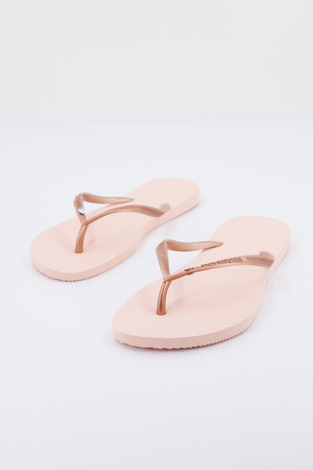 HAVAIANAS SLIM CRYSTAL SW II en color ROSA (2)