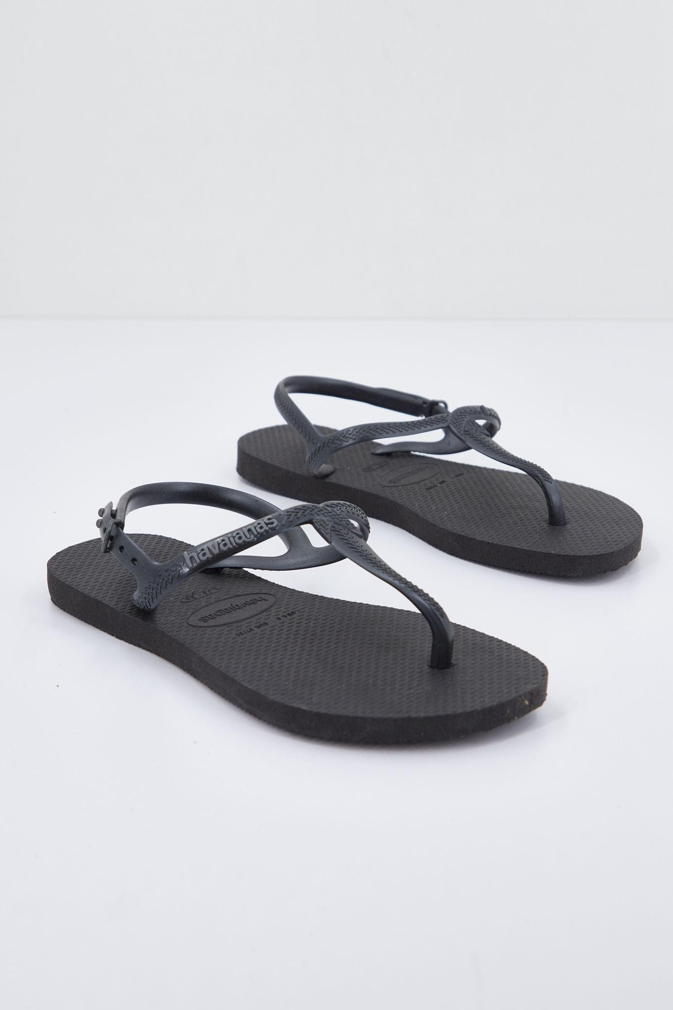 HAVAIANAS TWIST en color NEGRO (3)