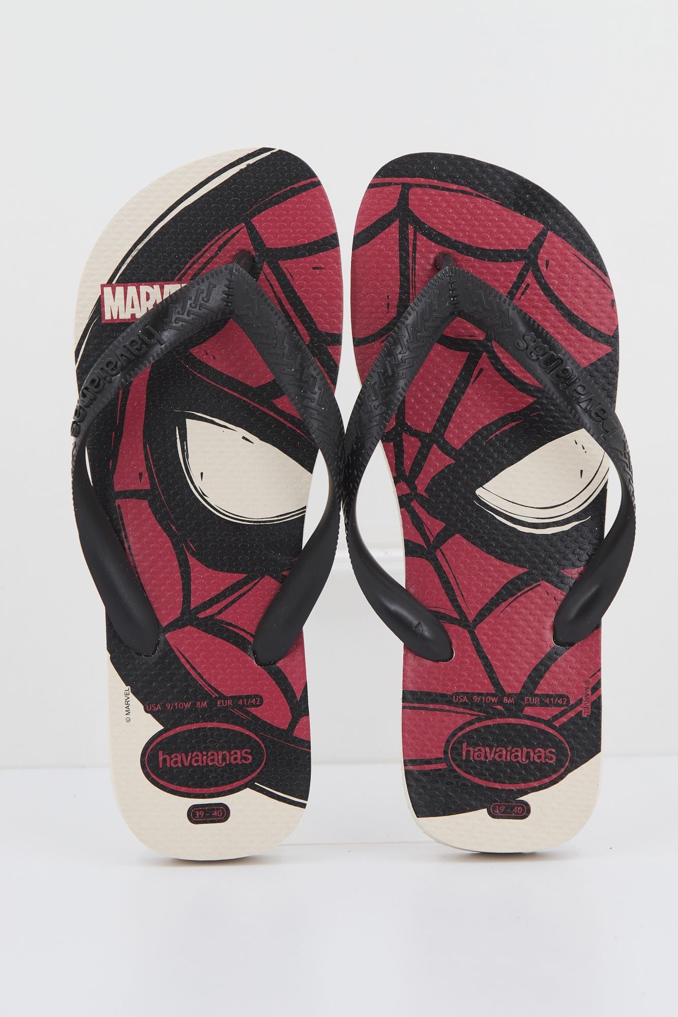 HAVAIANAS TOP MARVEL LOGOMANIA en color BEIS (1)