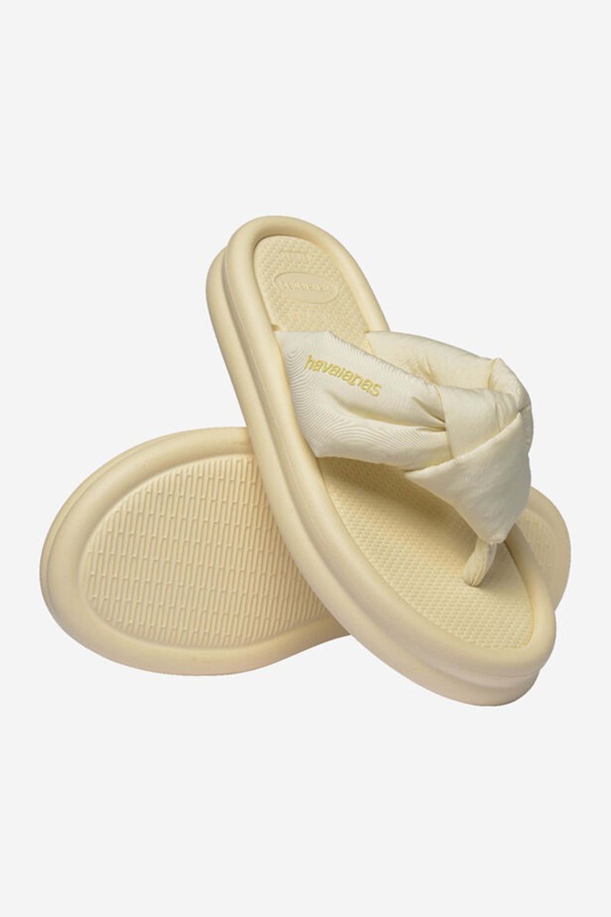 HAVAIANAS CHANCLA OVER PUFFED en color BEIS (4)