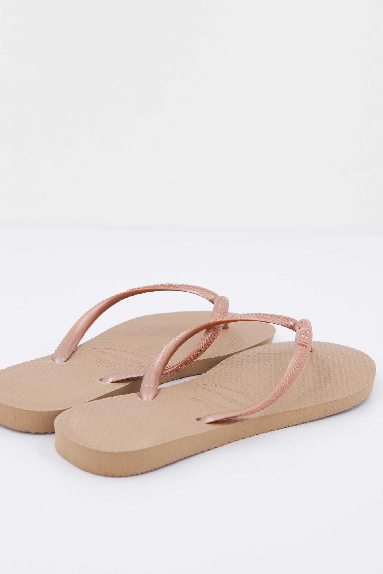 HAVAIANAS SLIM en color MARRON (3)